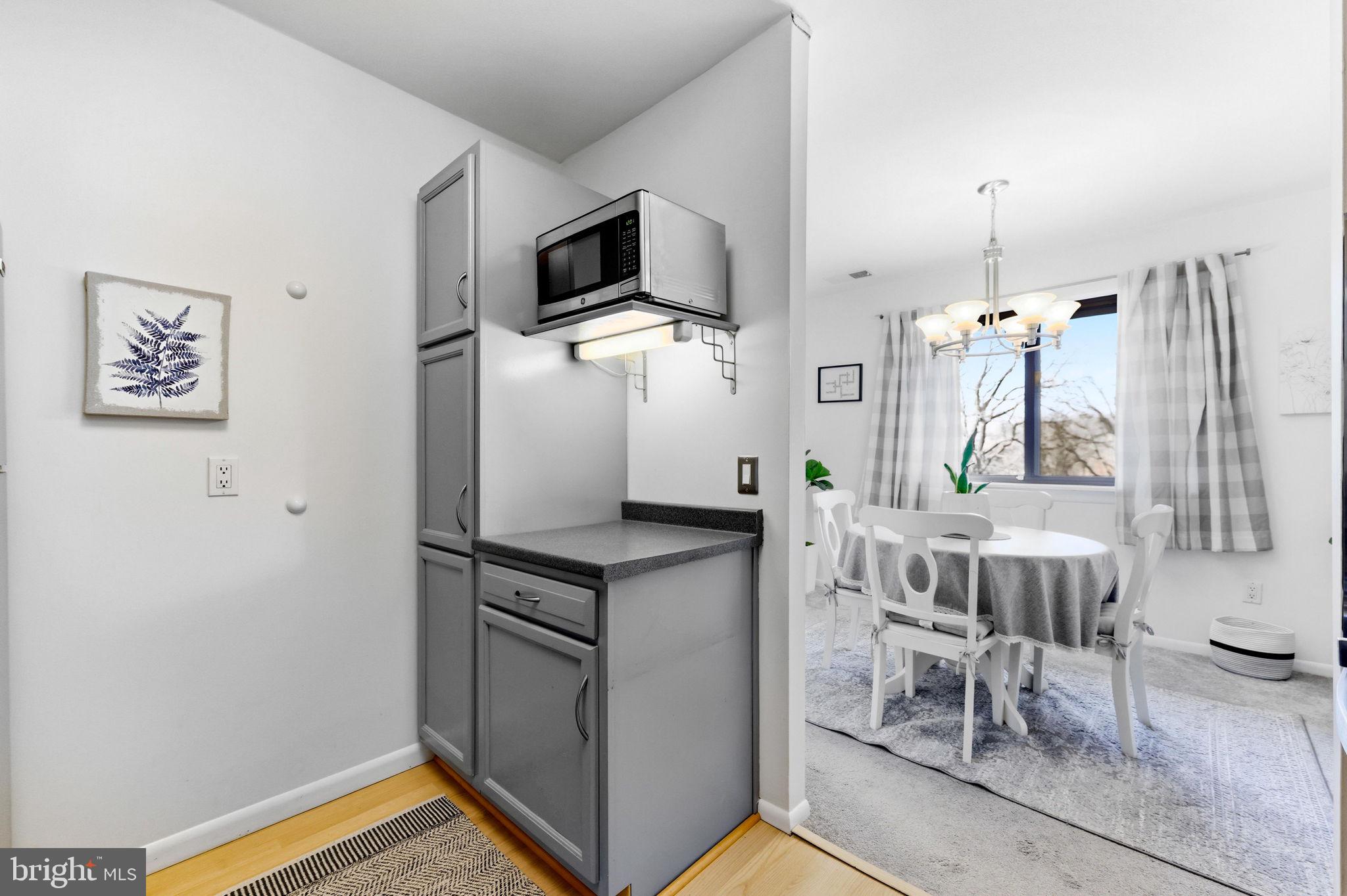 JEFFERS HILL - Residential