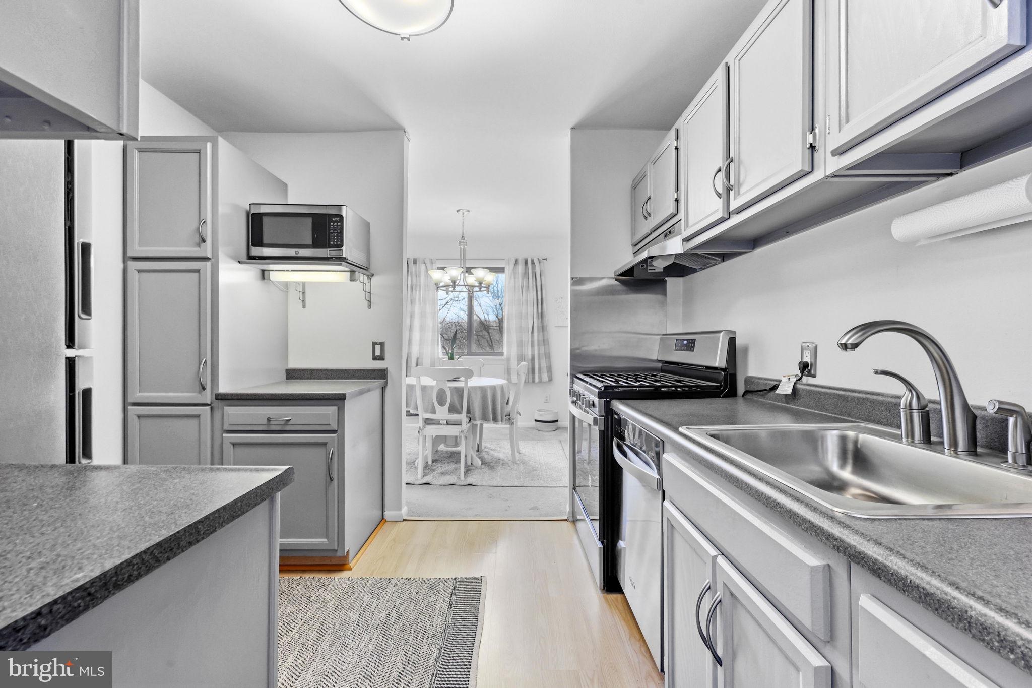 JEFFERS HILL - Residential