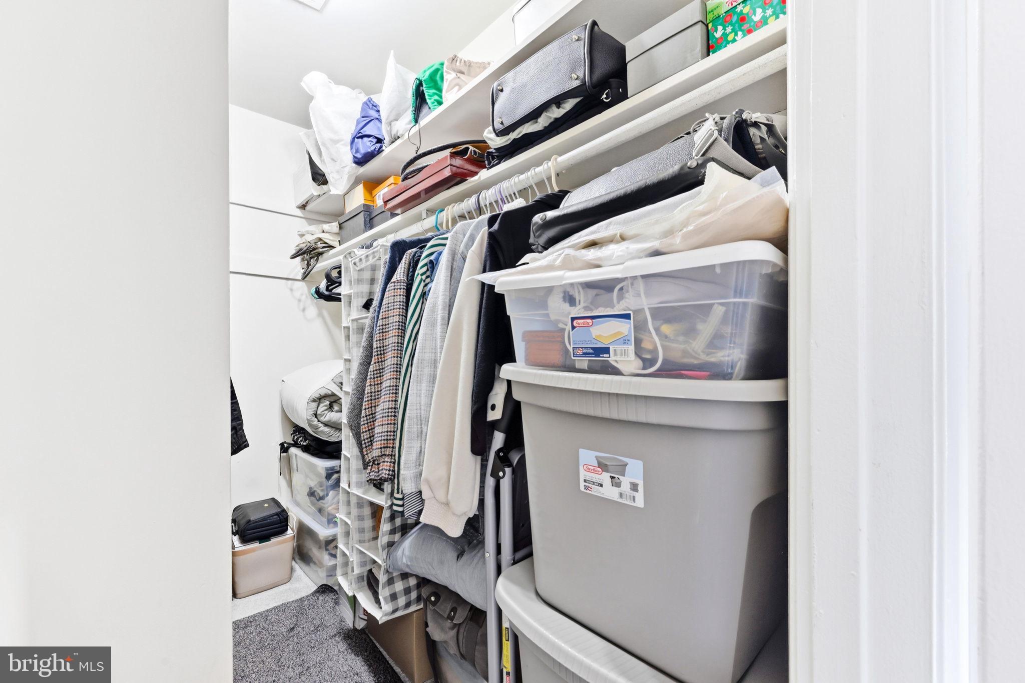 JEFFERS HILL - Residential