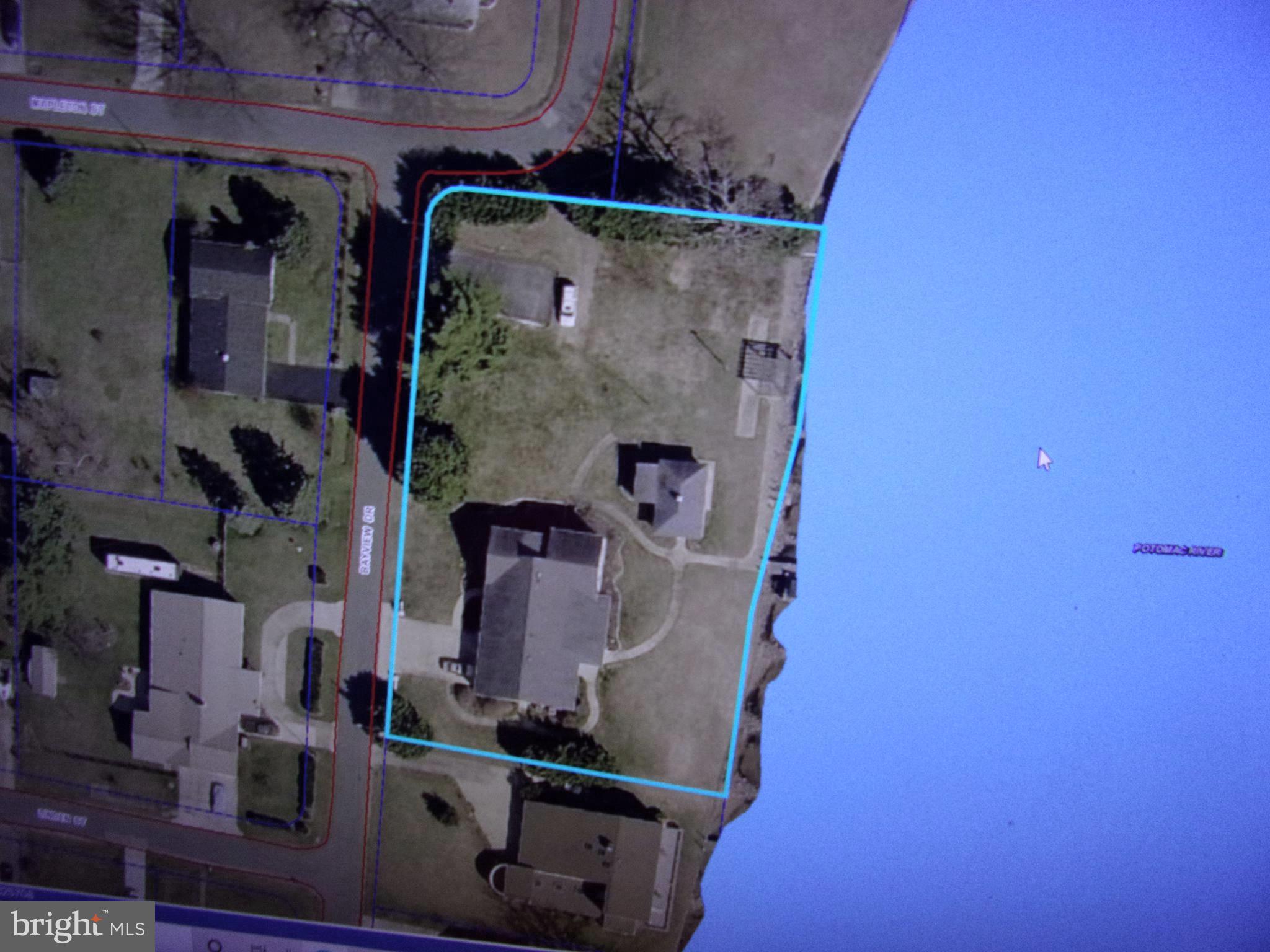 FEATHERSTONE SHORES - Residential