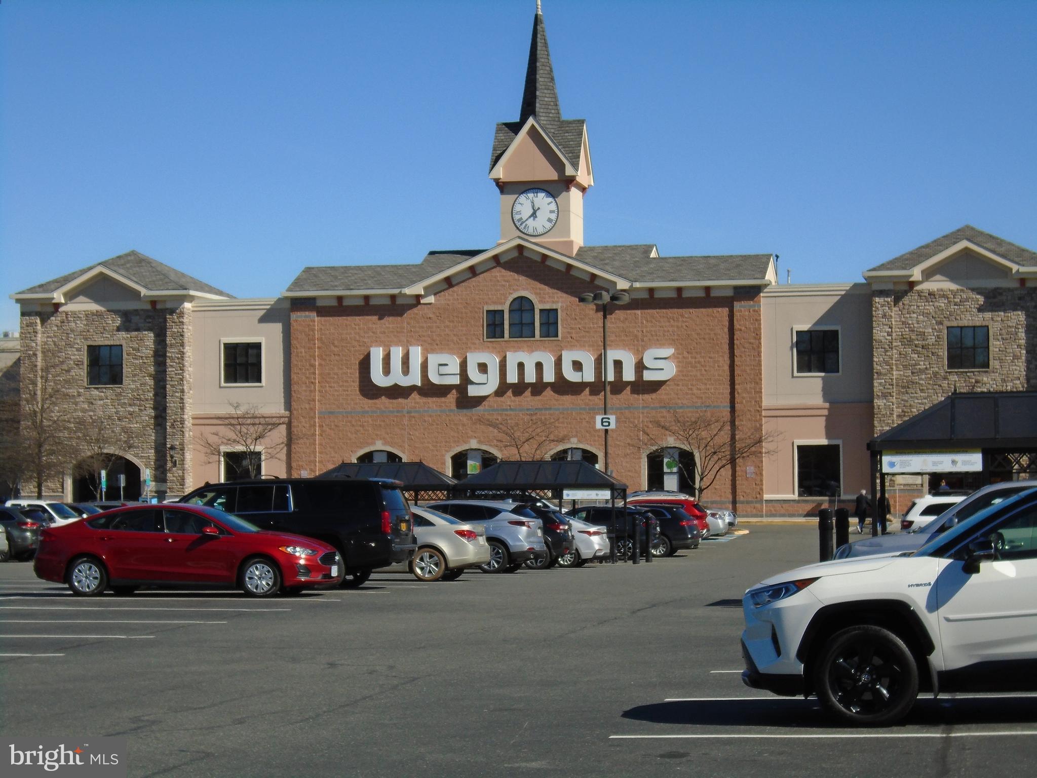 FEATHERSTONE SHORES - Residential