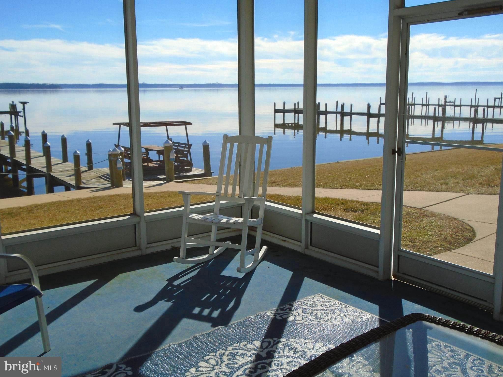 FEATHERSTONE SHORES - Residential