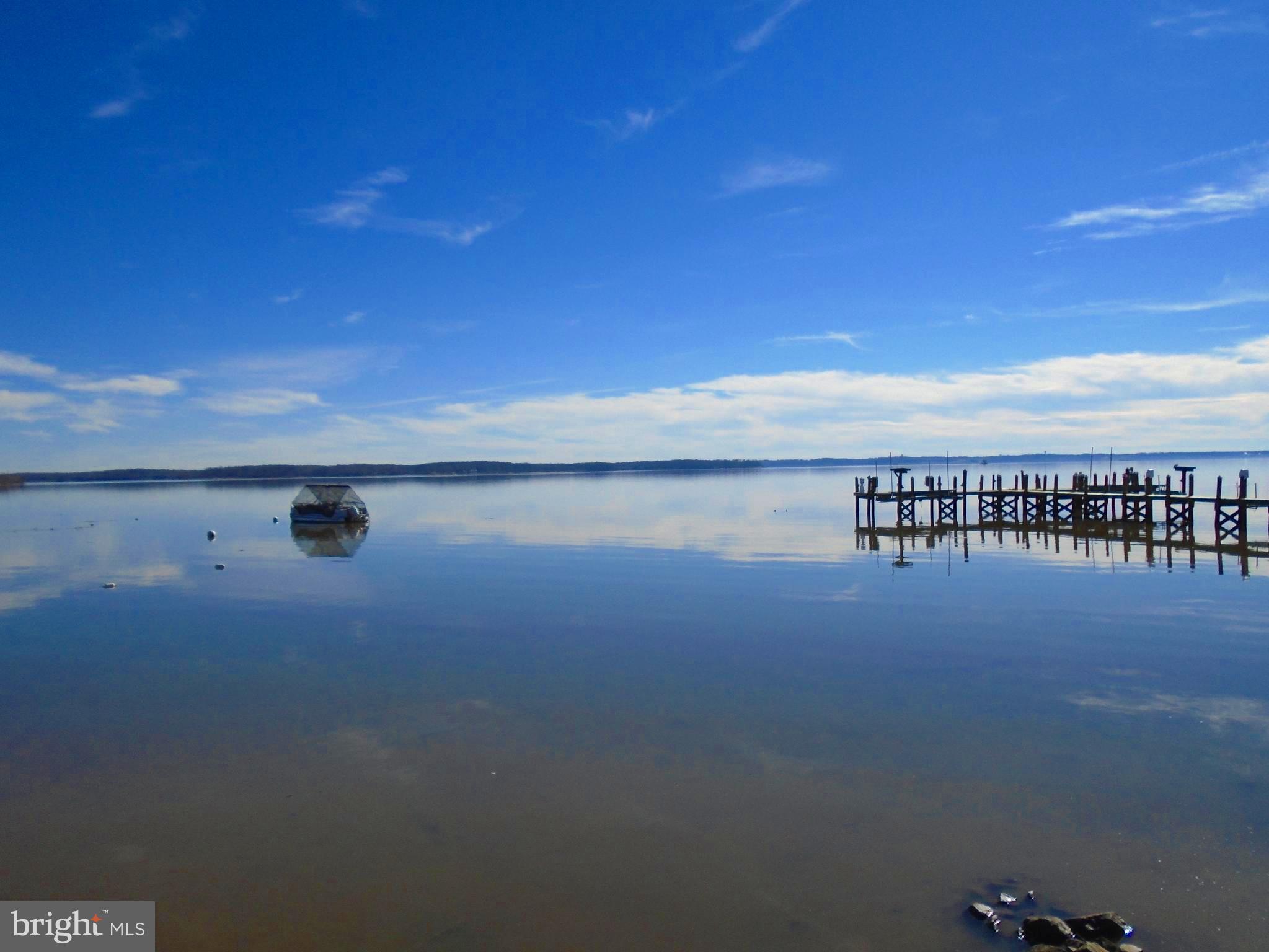FEATHERSTONE SHORES - Residential