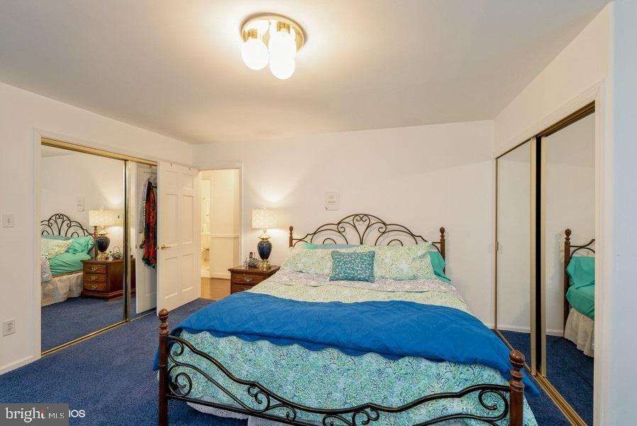 FEATHERSTONE SHORES - Residential