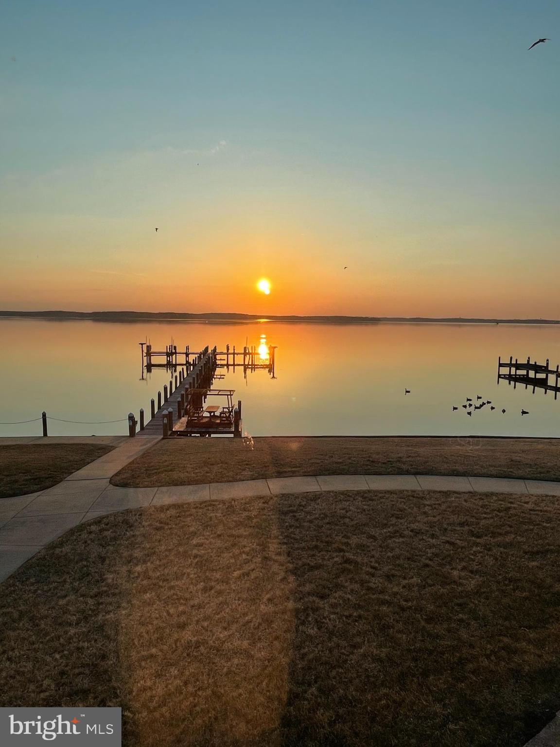 FEATHERSTONE SHORES - Residential