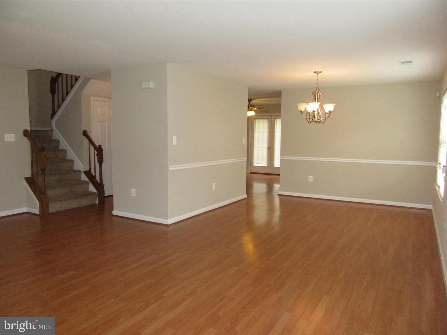 HAMPSHIRE - Residential Lease