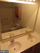 HAMPSHIRE - Residential Lease