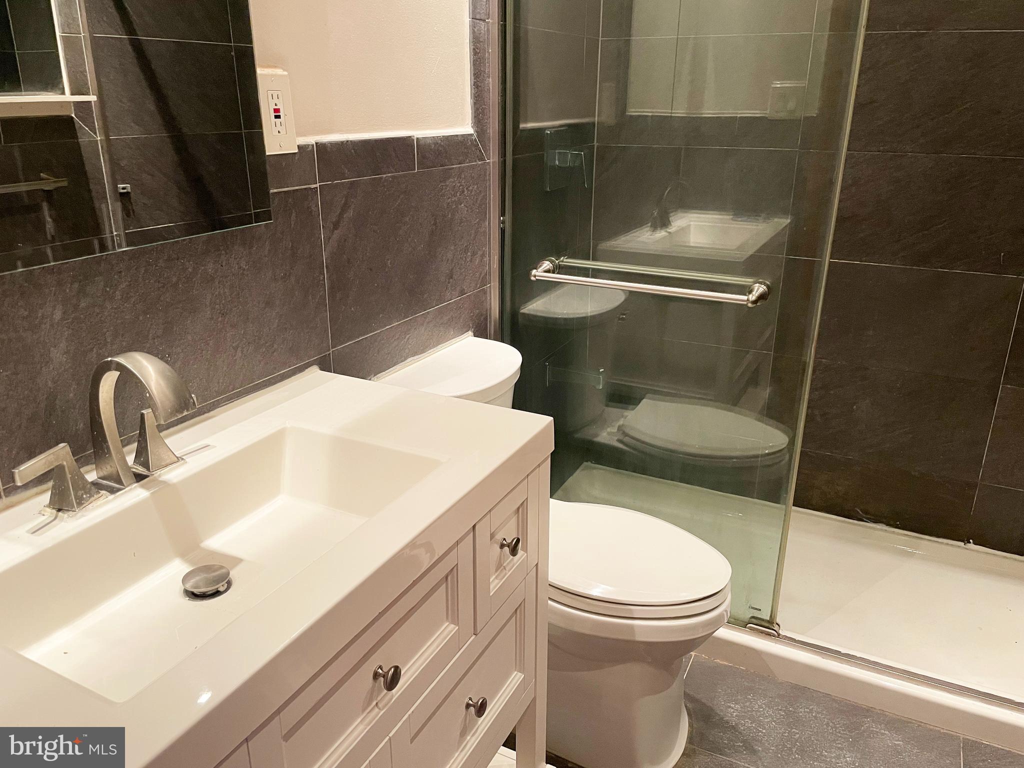 GRAYS FERRY - Residential