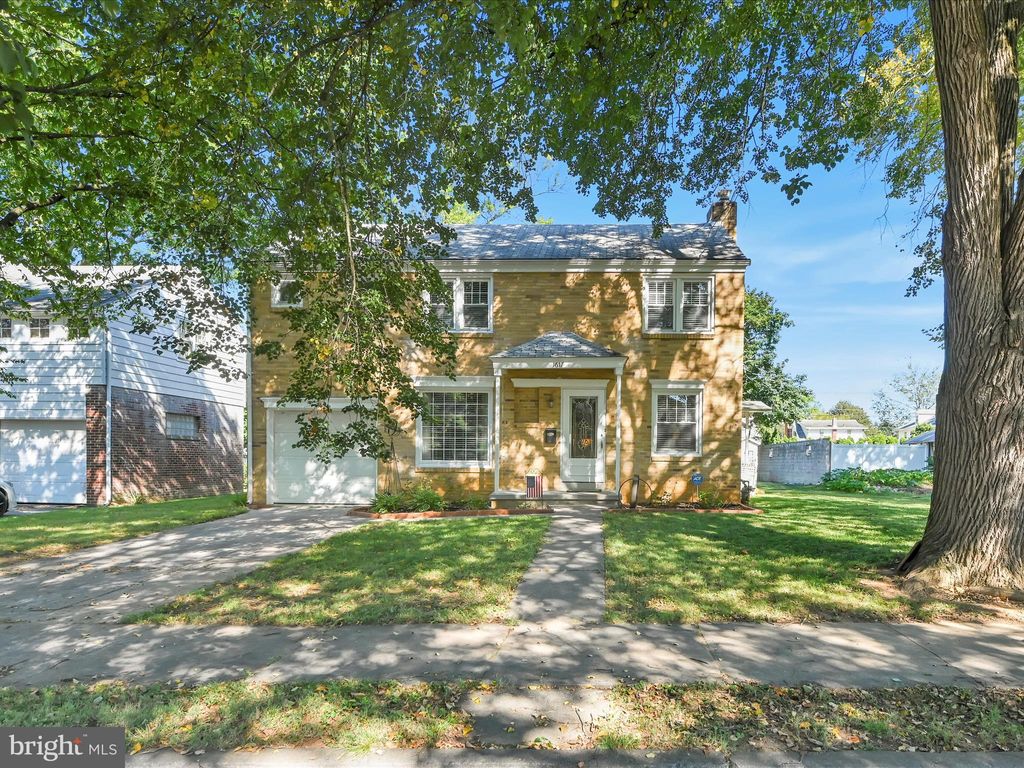 Photo of 1617 Elm Street, LEBANON, PA 17042 (MLS # PALN2021206)