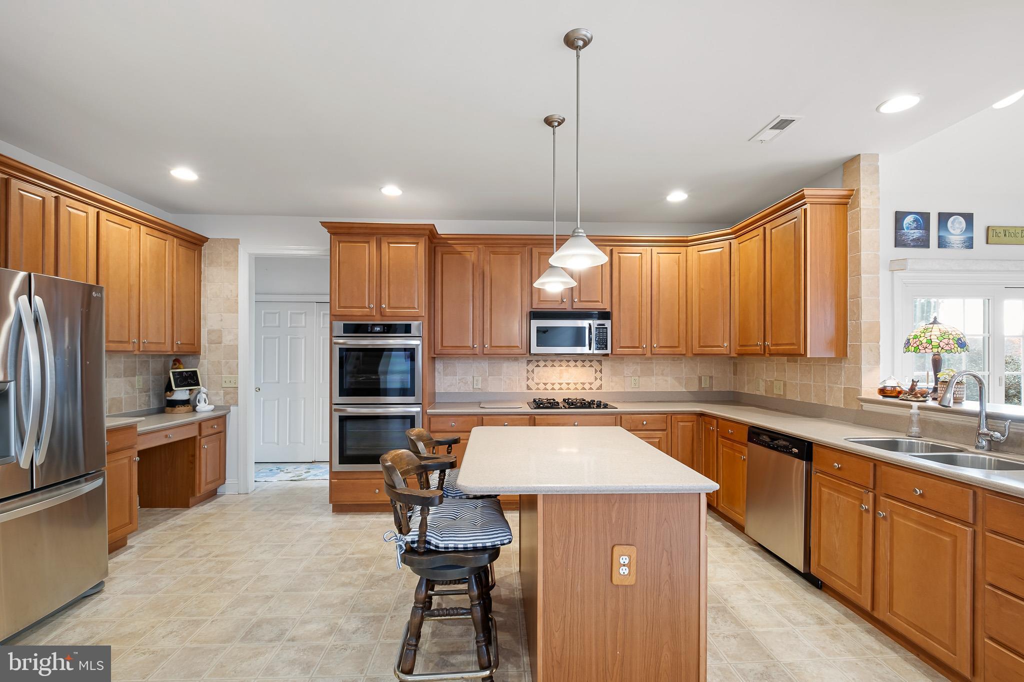 CANDLEWYCK - Residential