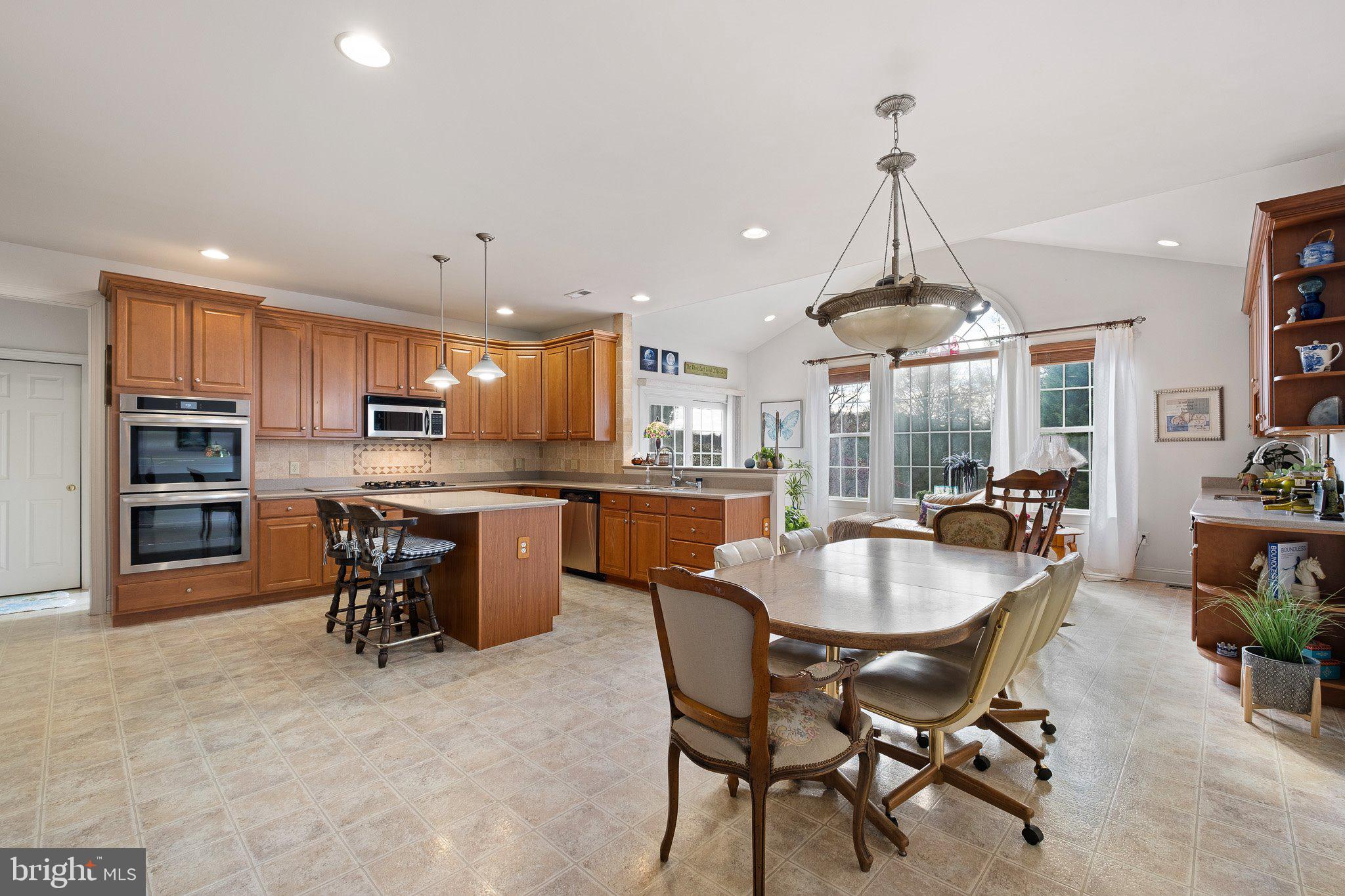 CANDLEWYCK - Residential