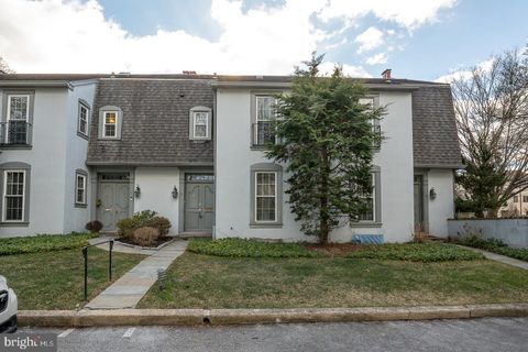 Townhouse For Rent - 15 Llanfair Road #A<br/> ARDMORE, PA 19003