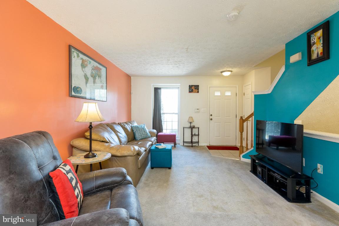 RUSSETT - Residential