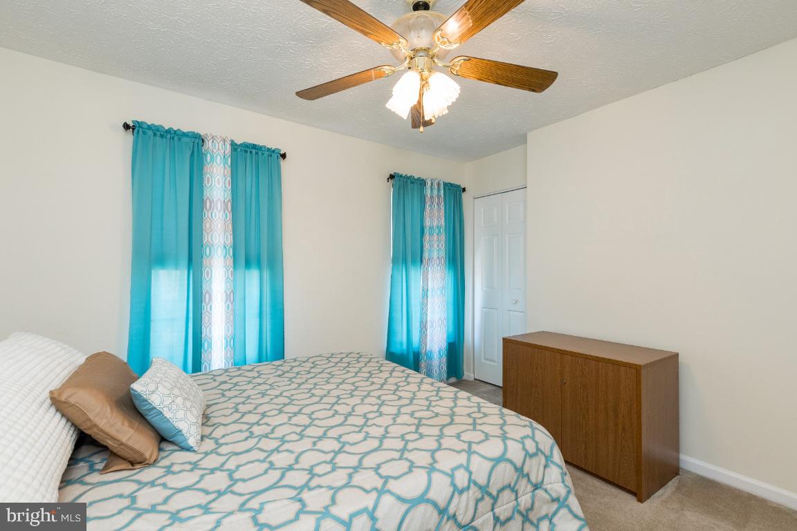 RUSSETT - Residential