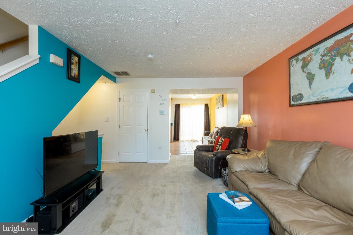 RUSSETT - Residential