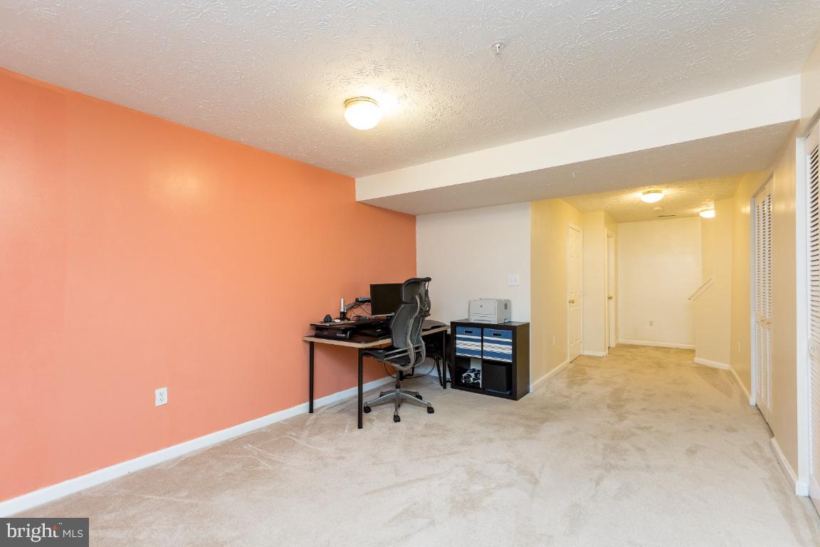 RUSSETT - Residential