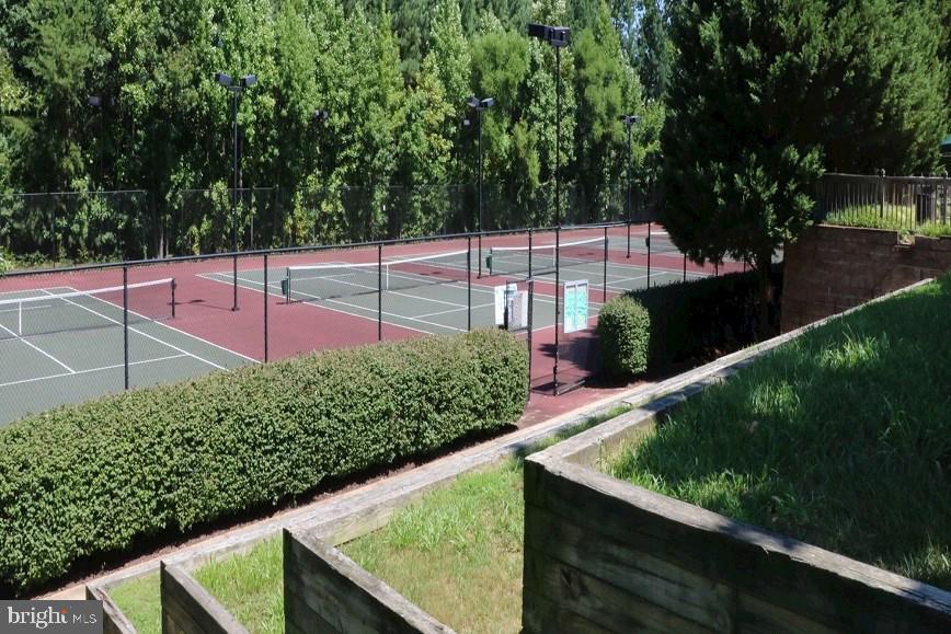 RUSSETT - Residential