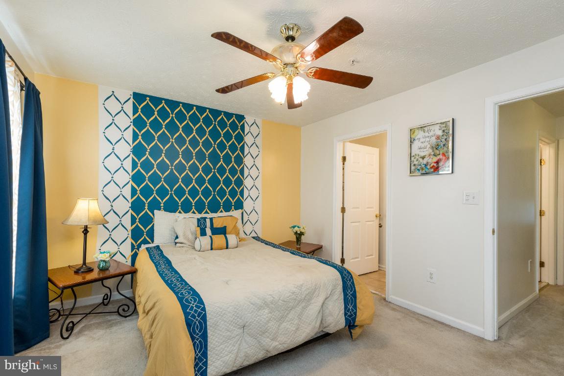 RUSSETT - Residential