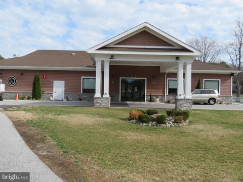 listing image 124