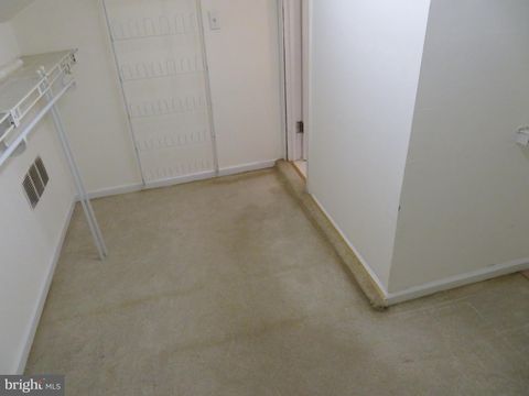 listing image 105