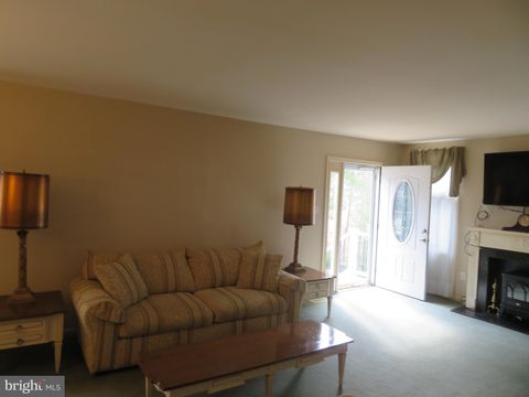 listing image 74