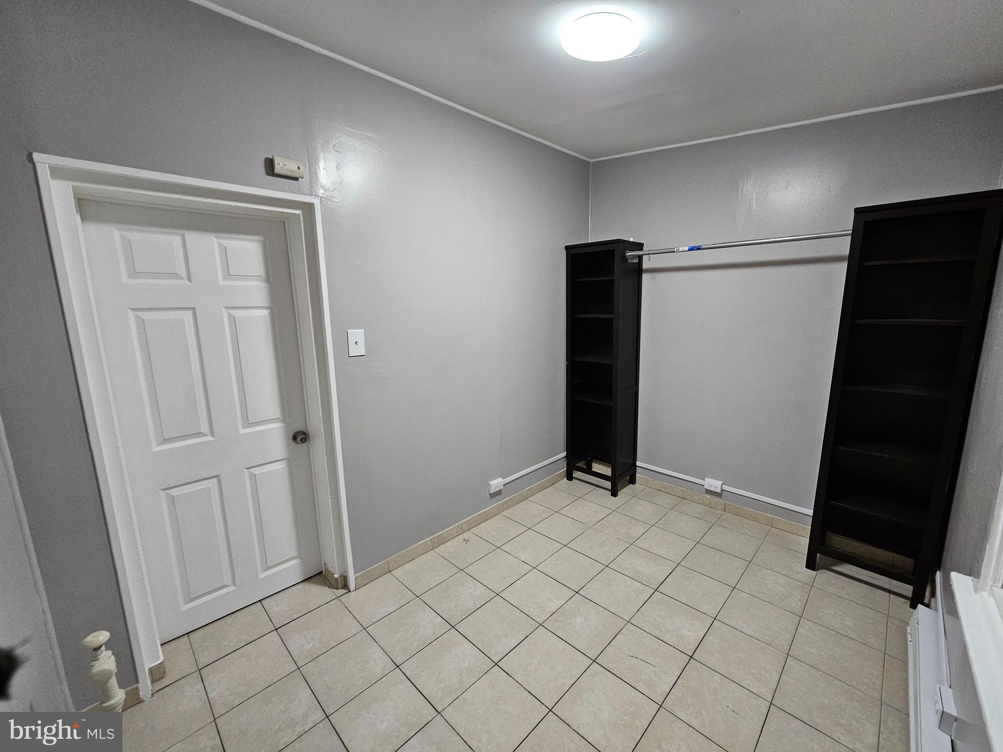 PHILADELPHIA (NORTH) - Residential Lease