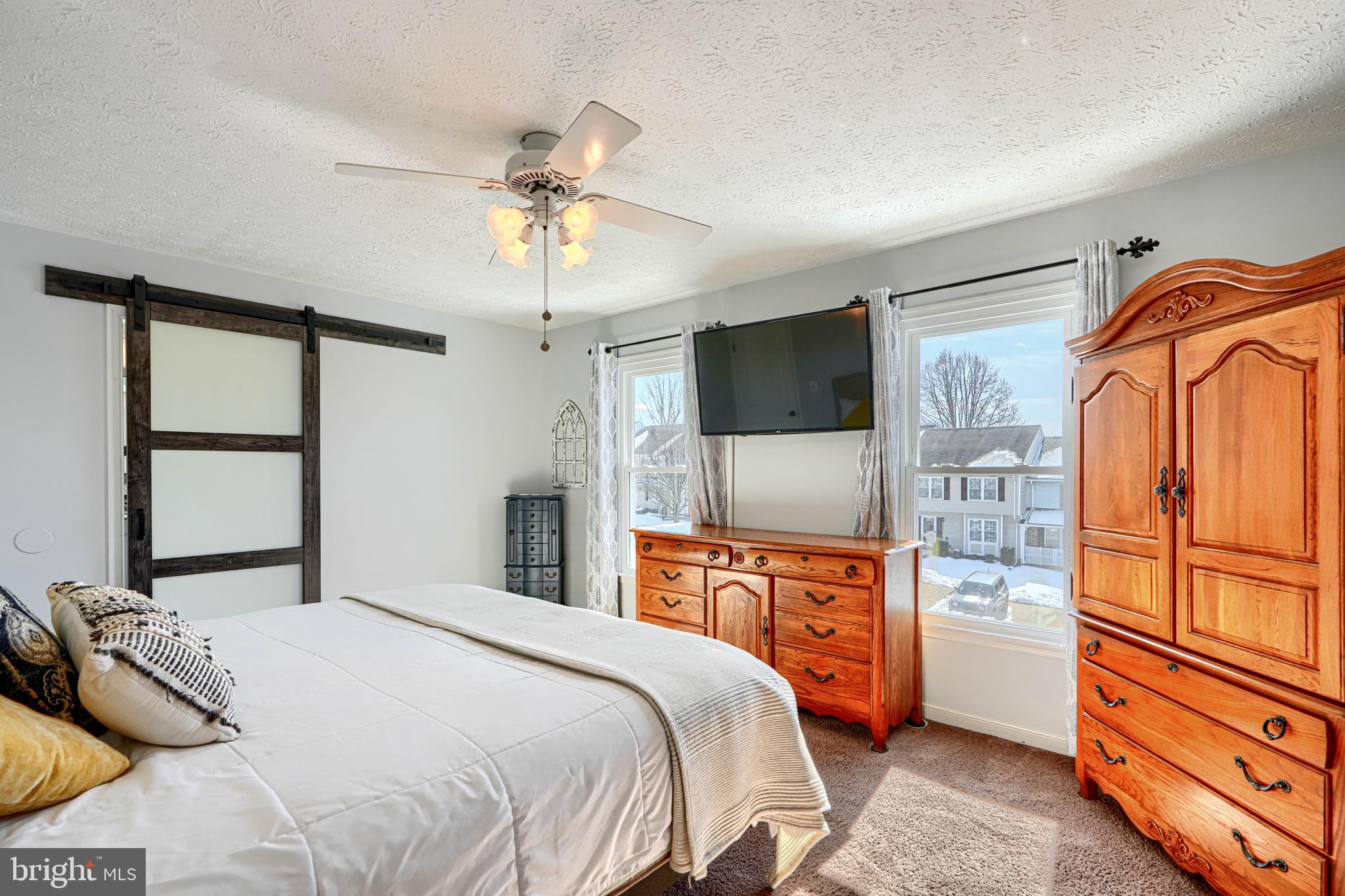 FOXBOROUGH FARMS - Residential