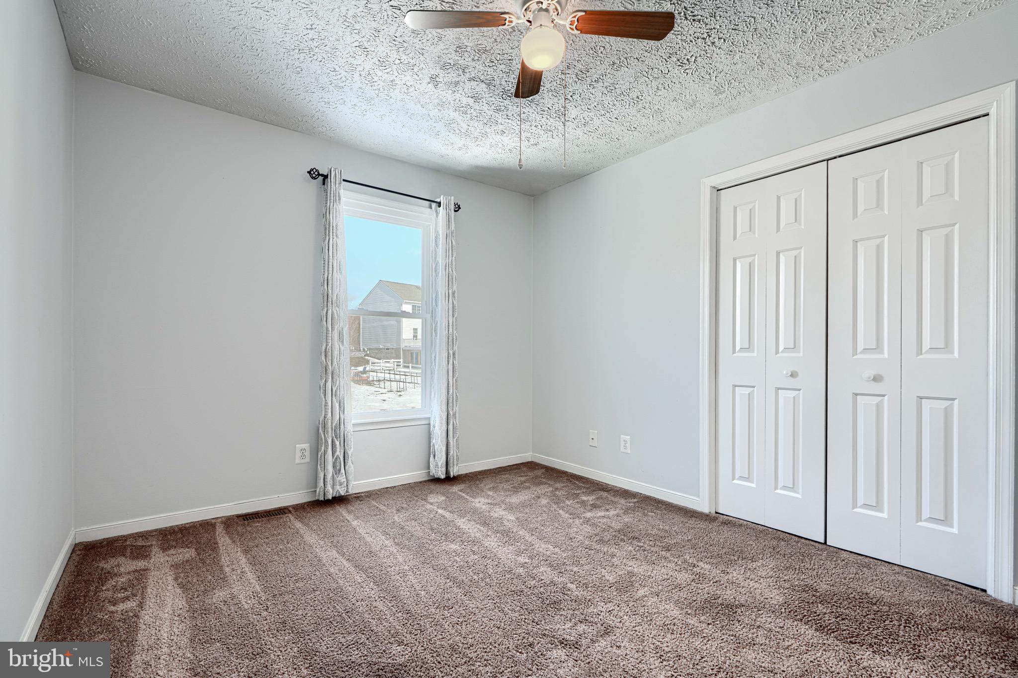 FOXBOROUGH FARMS - Residential