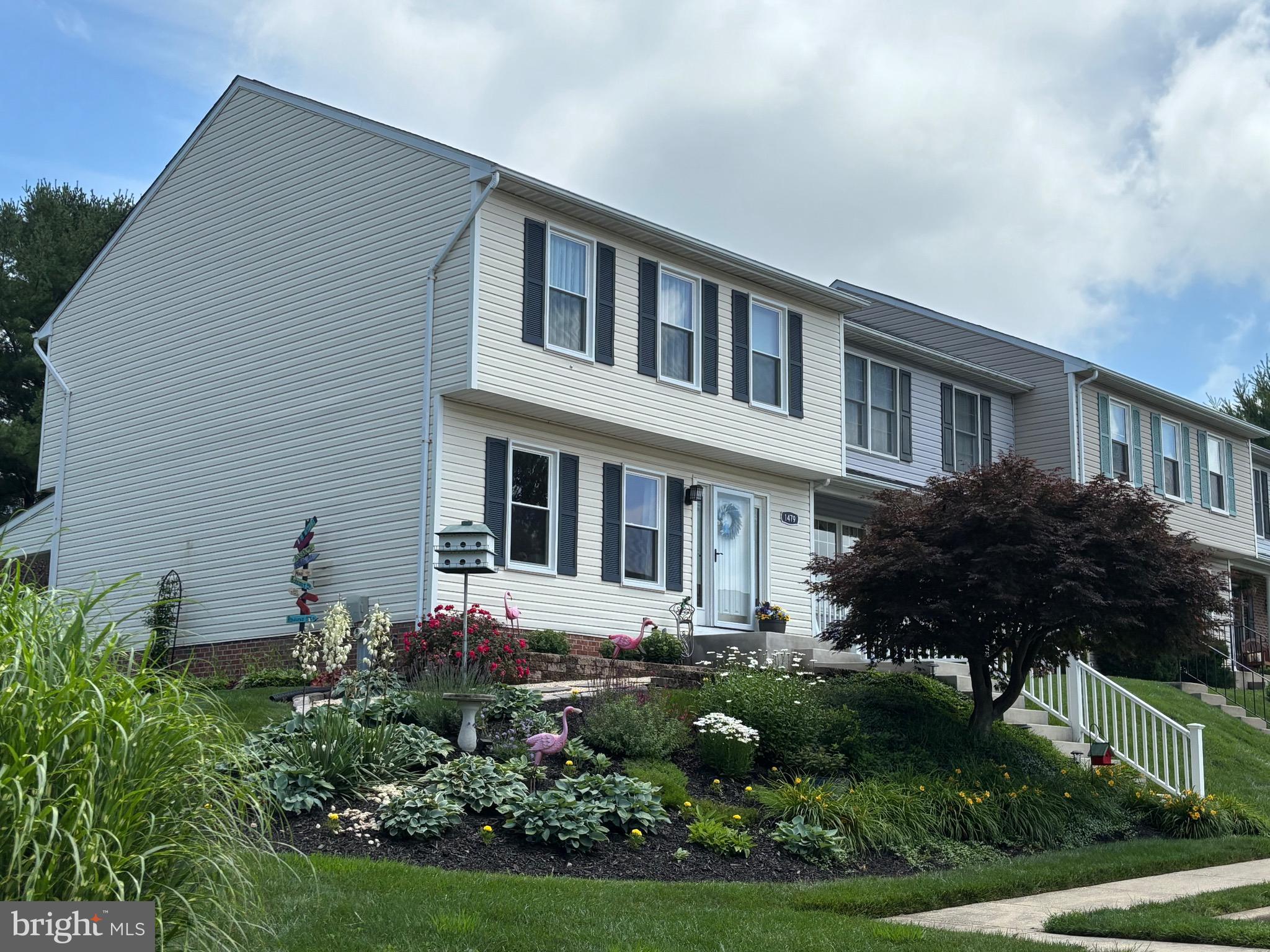 FOXBOROUGH FARMS - Residential