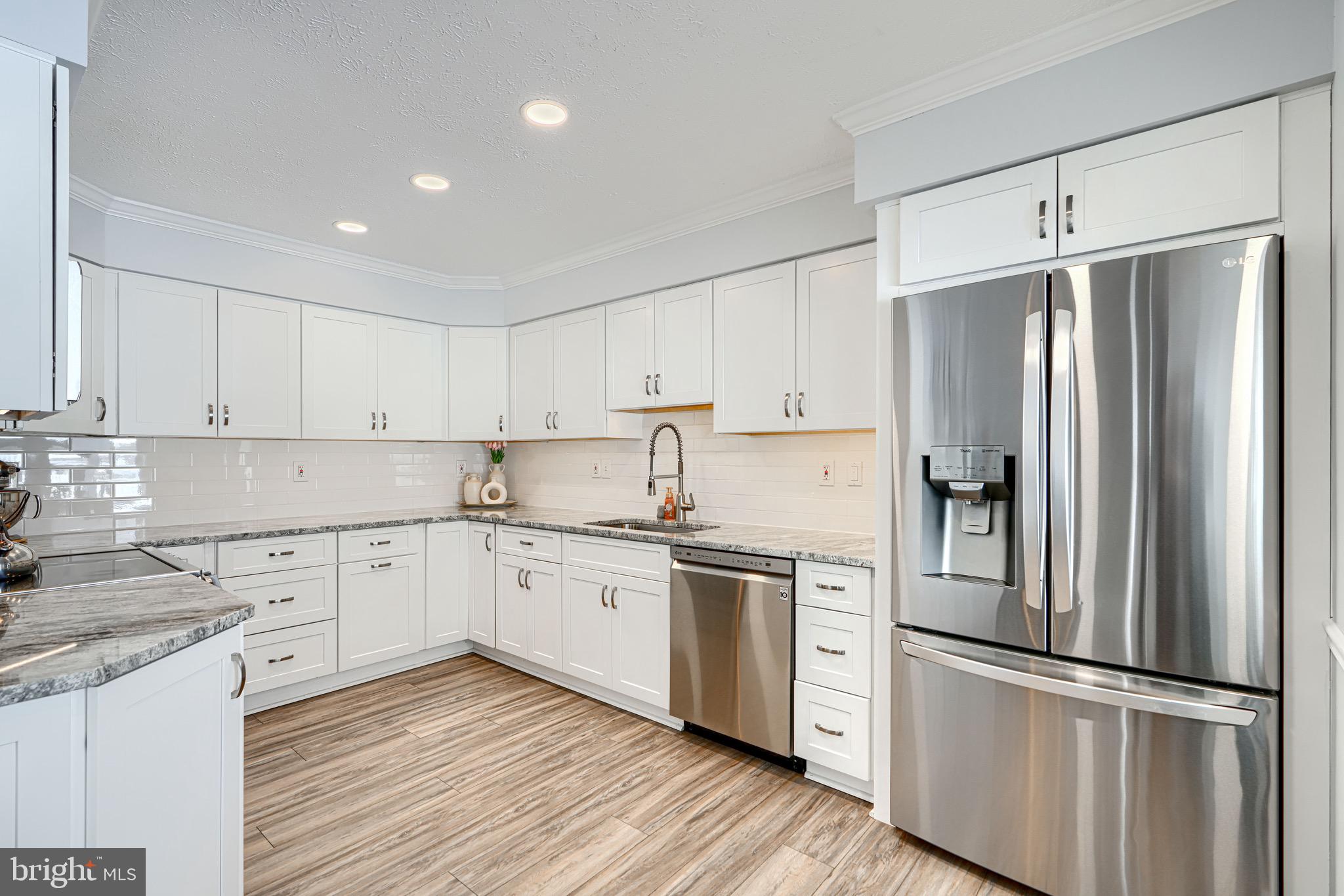 FOXBOROUGH FARMS - Residential