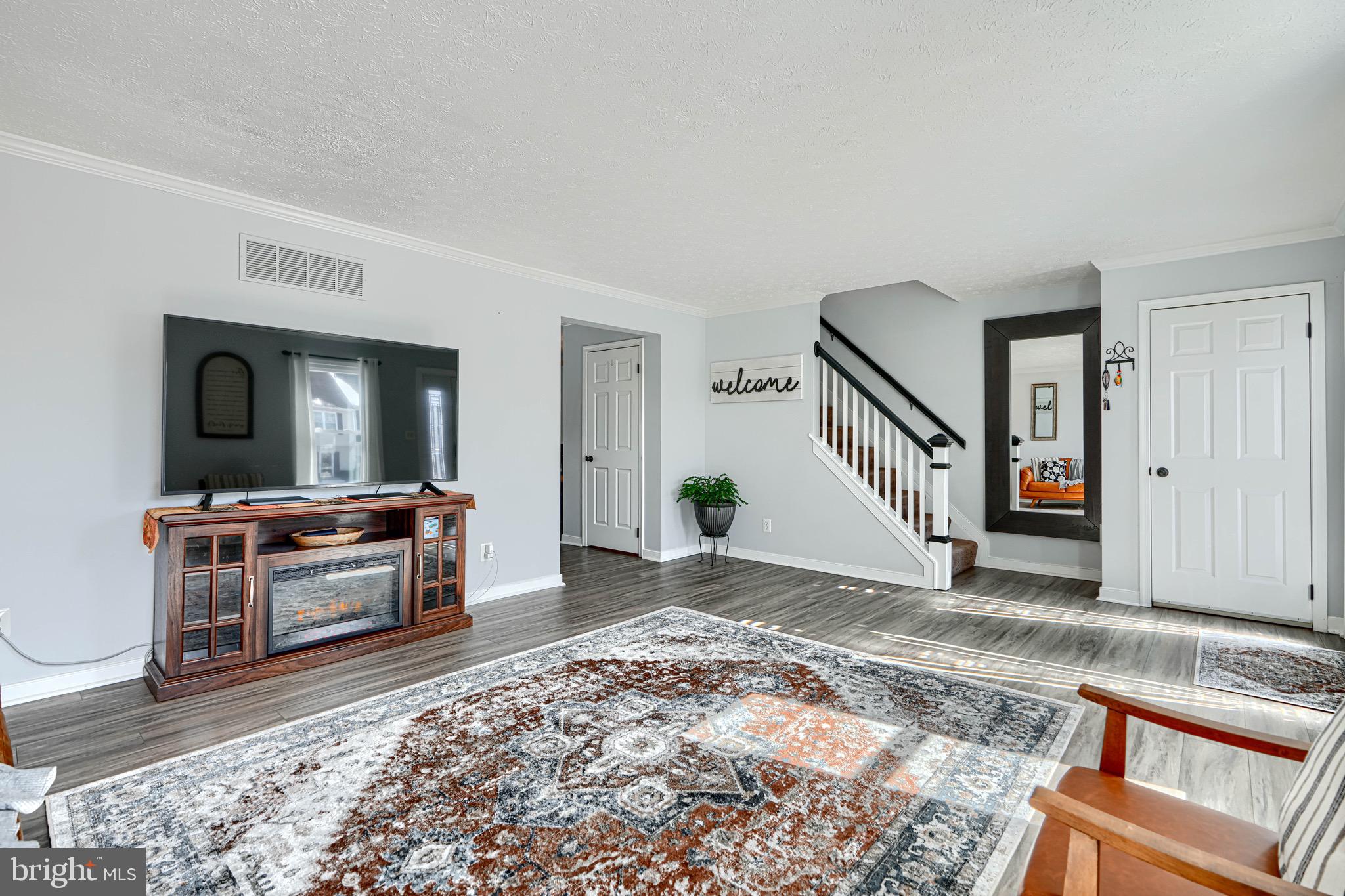 FOXBOROUGH FARMS - Residential