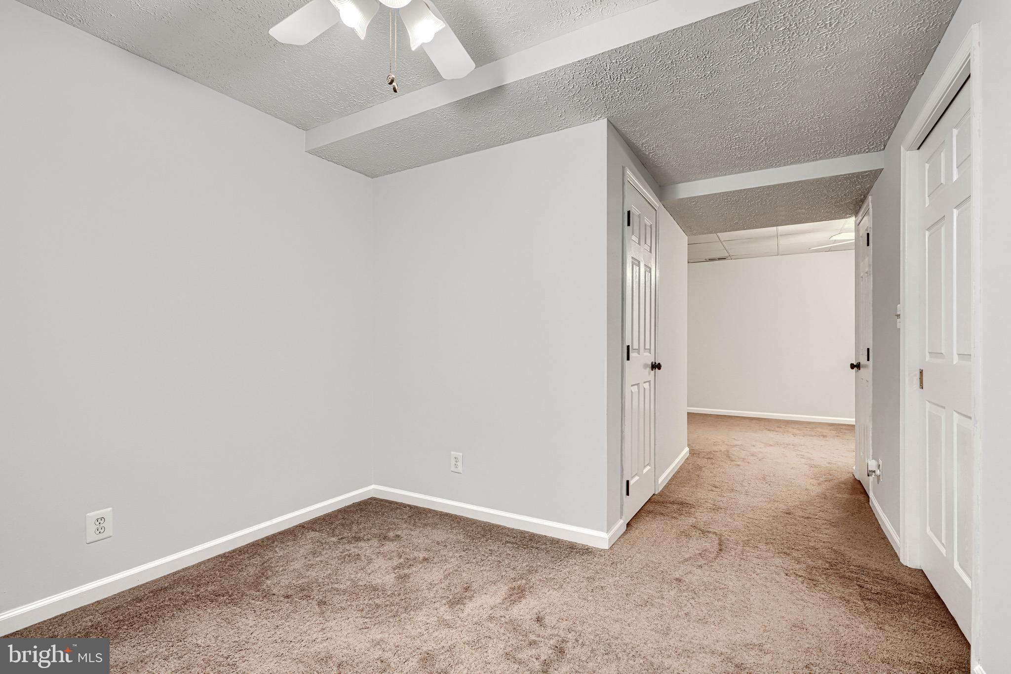 FOXBOROUGH FARMS - Residential