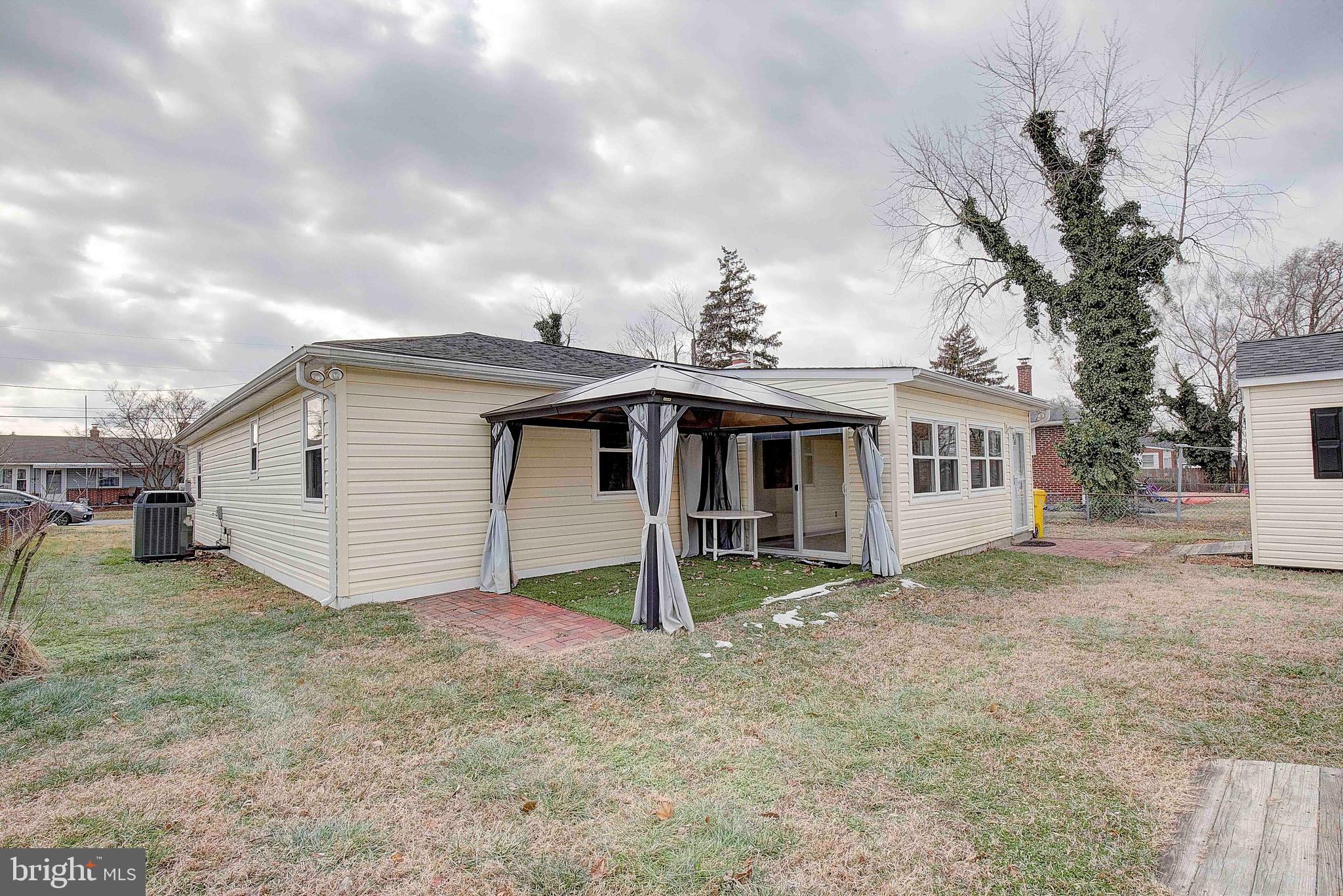 SUNSET BEACH - Residential