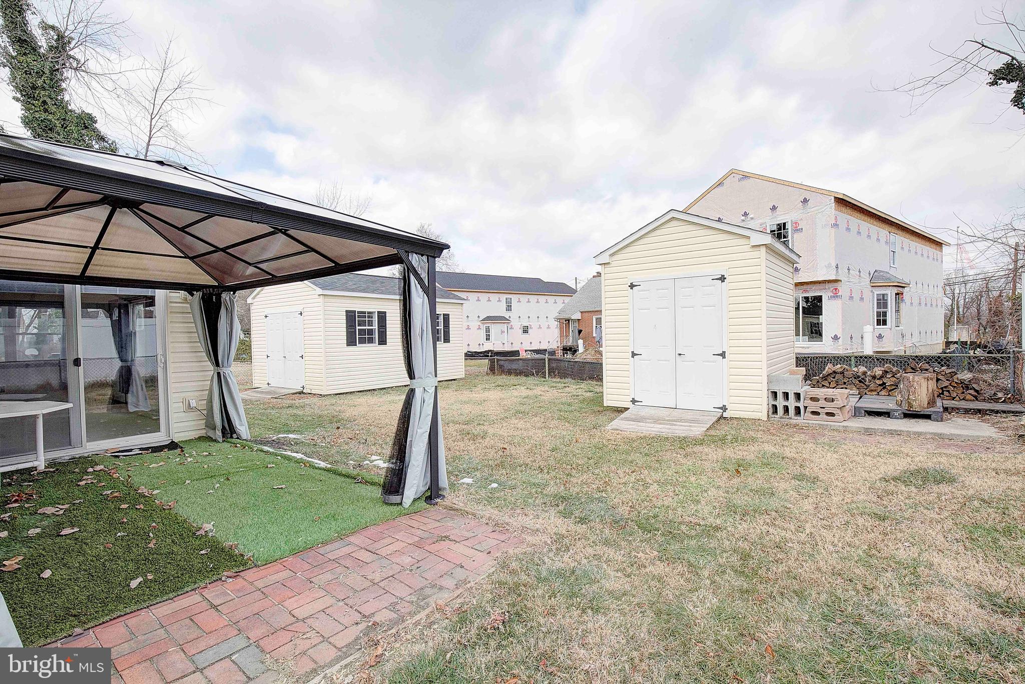 SUNSET BEACH - Residential