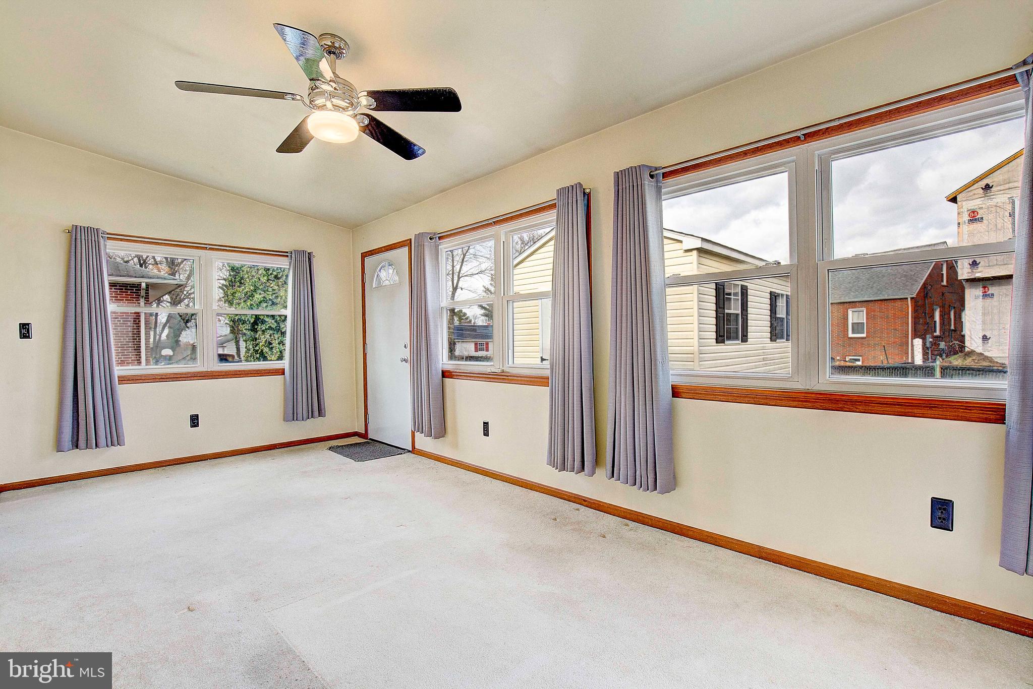 SUNSET BEACH - Residential