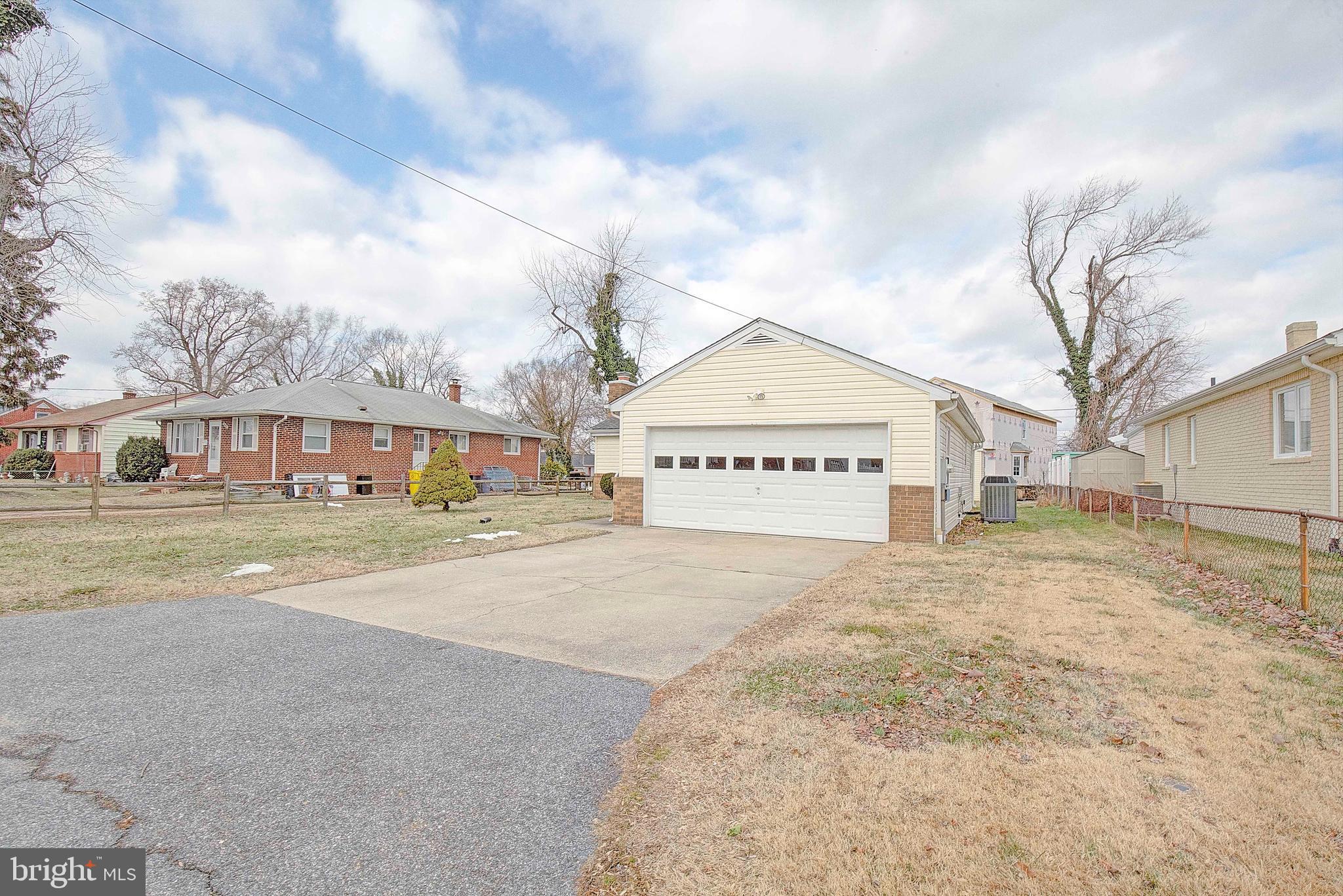 SUNSET BEACH - Residential