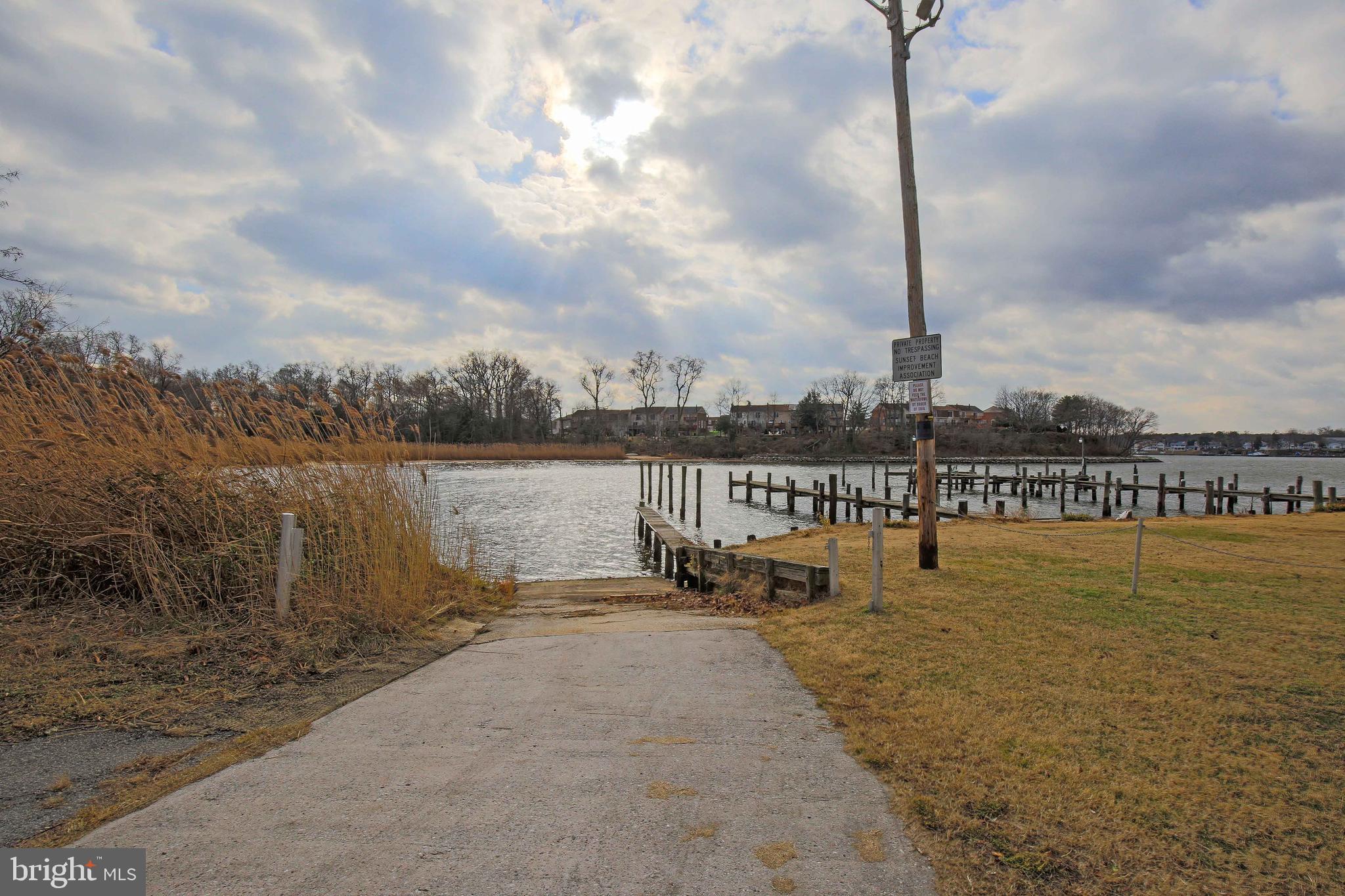 SUNSET BEACH - Residential