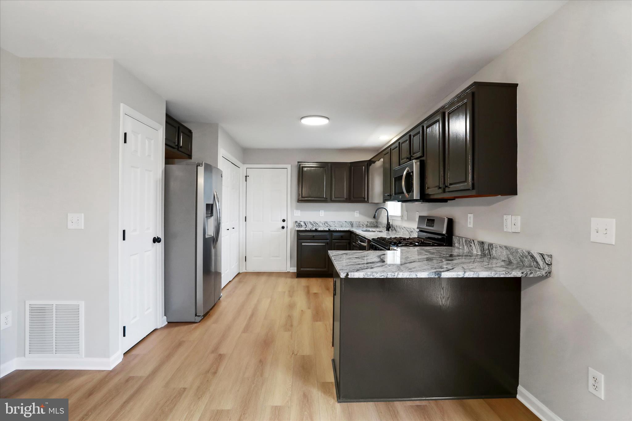 WATERSTONE FIELDS - Residential