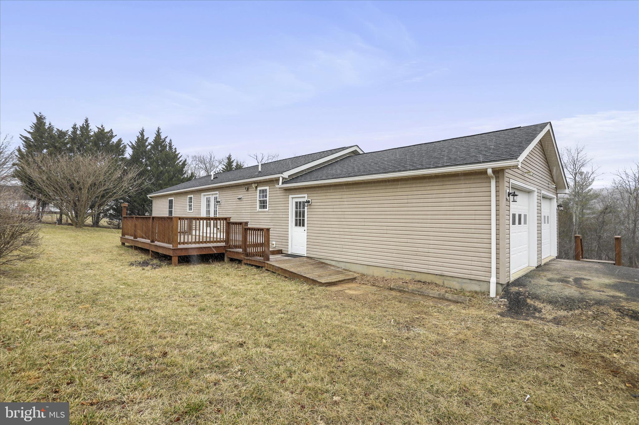 WATERSTONE FIELDS - Residential