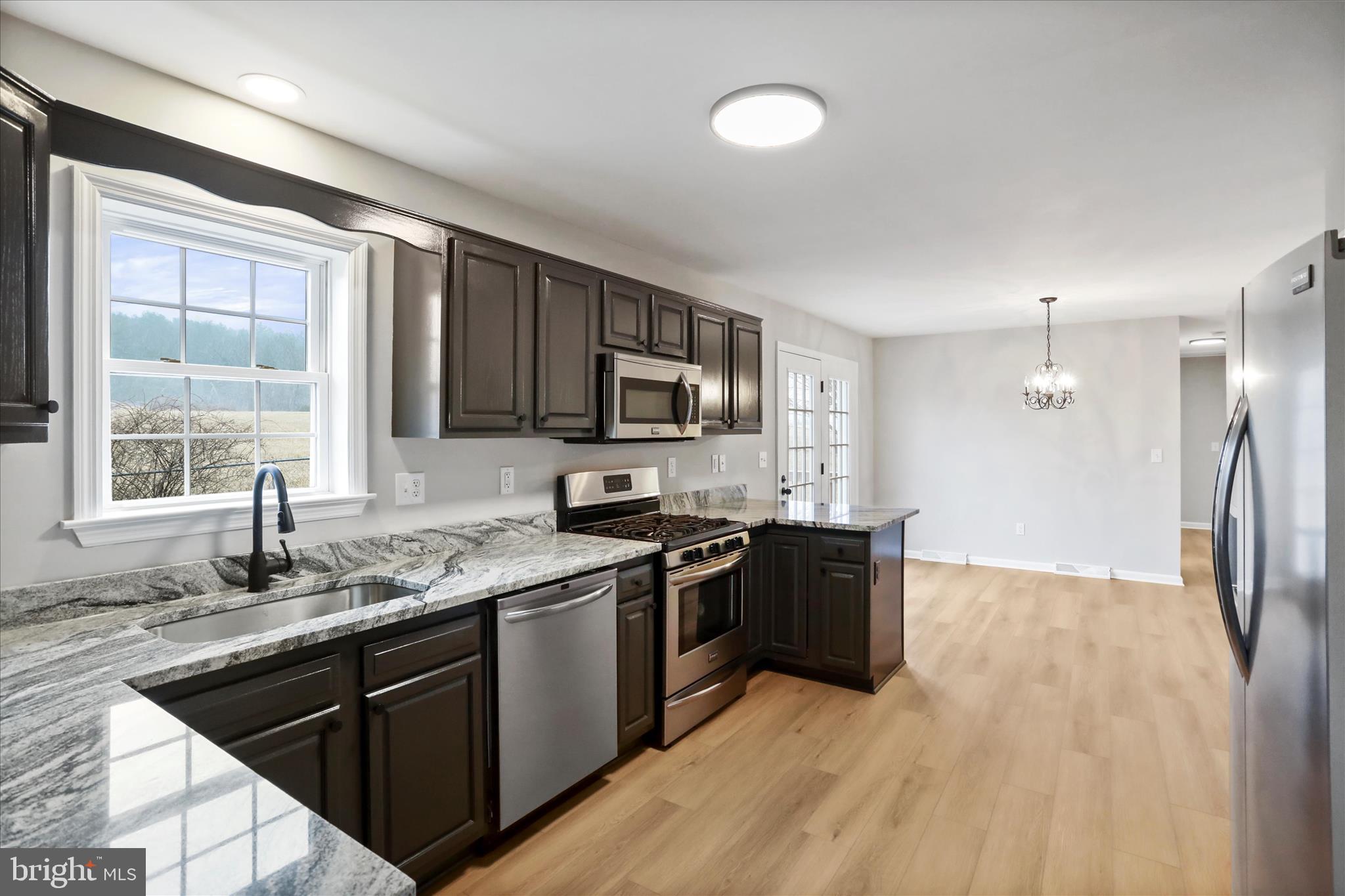 WATERSTONE FIELDS - Residential