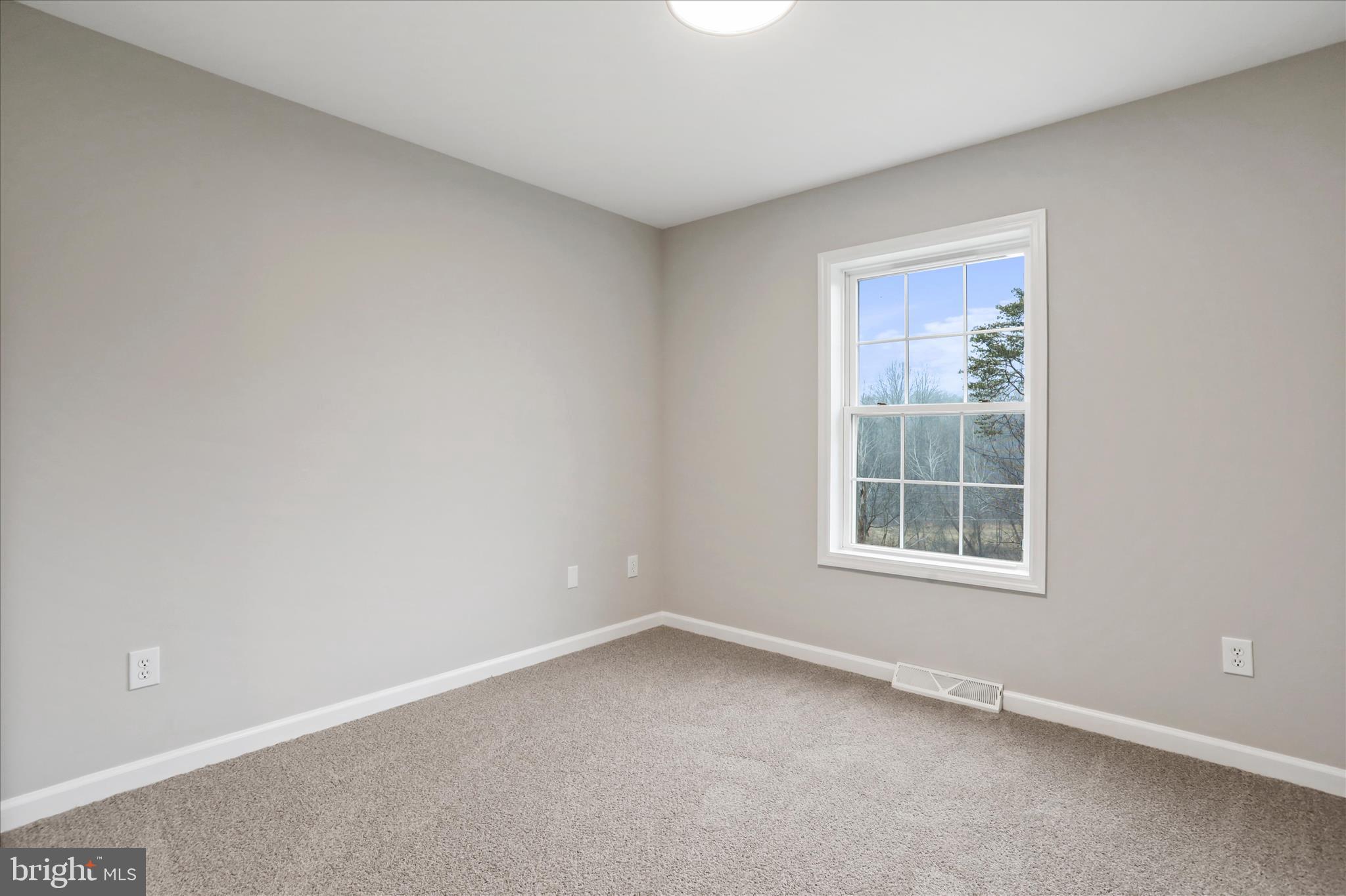 WATERSTONE FIELDS - Residential