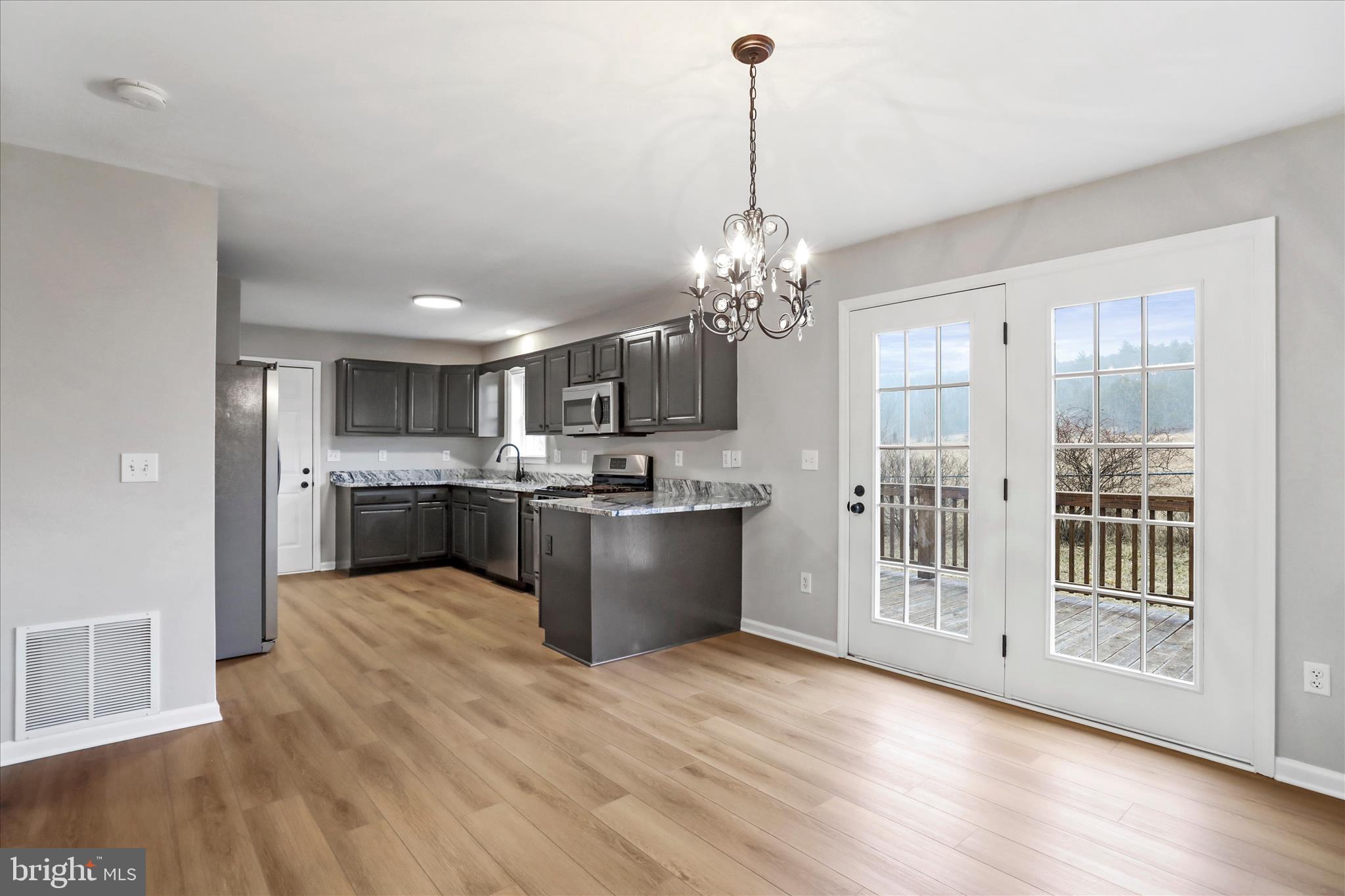 WATERSTONE FIELDS - Residential