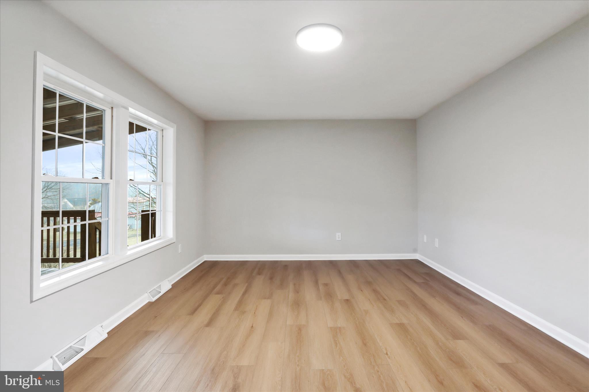 WATERSTONE FIELDS - Residential