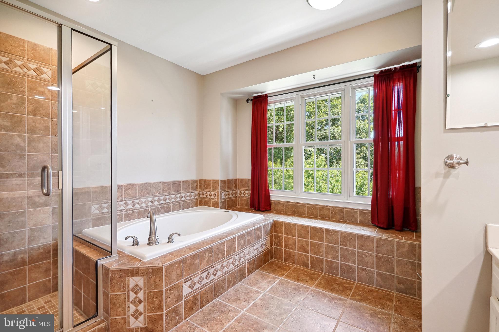 STRATFORD GLEN - Residential