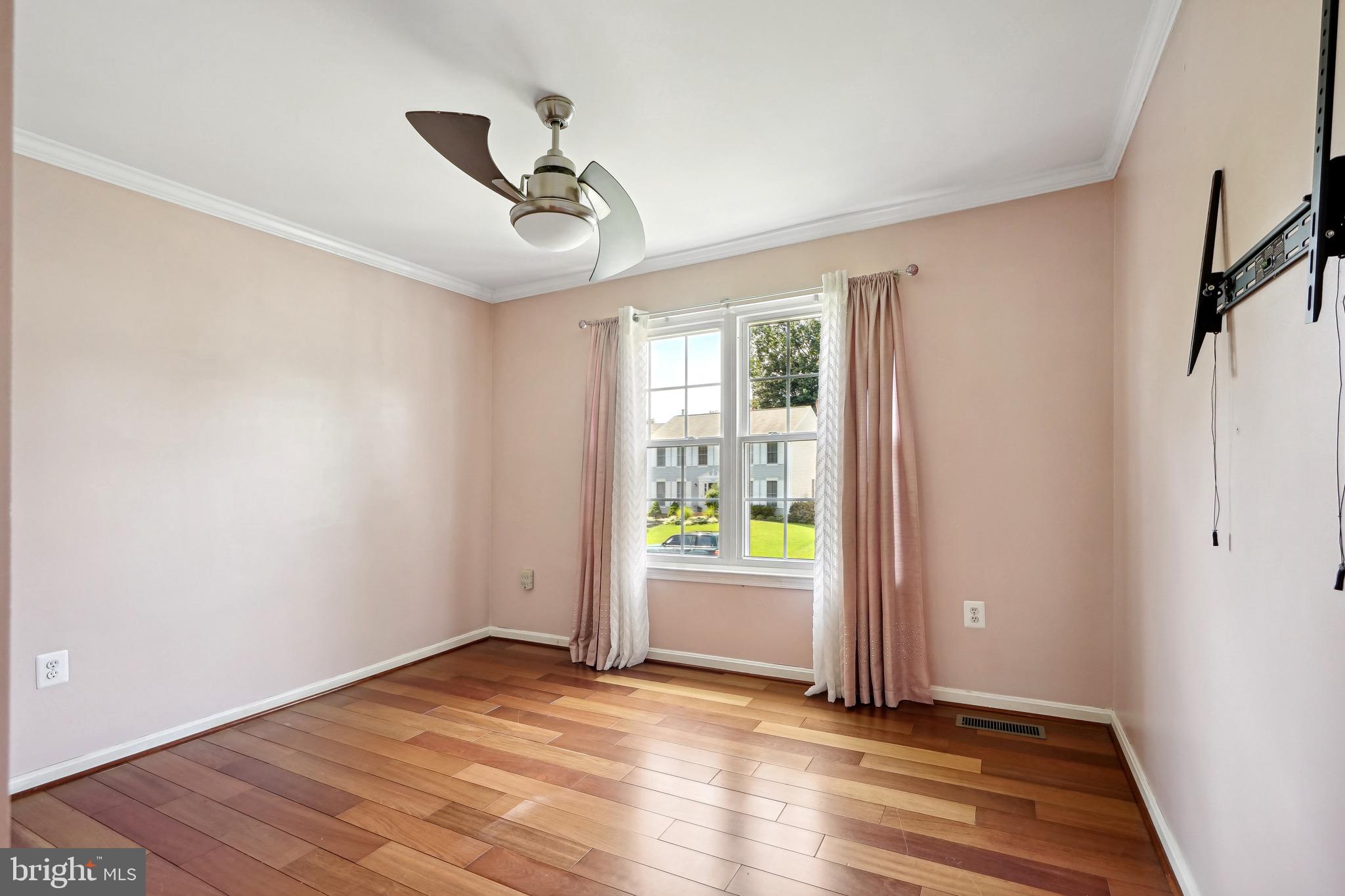 STRATFORD GLEN - Residential