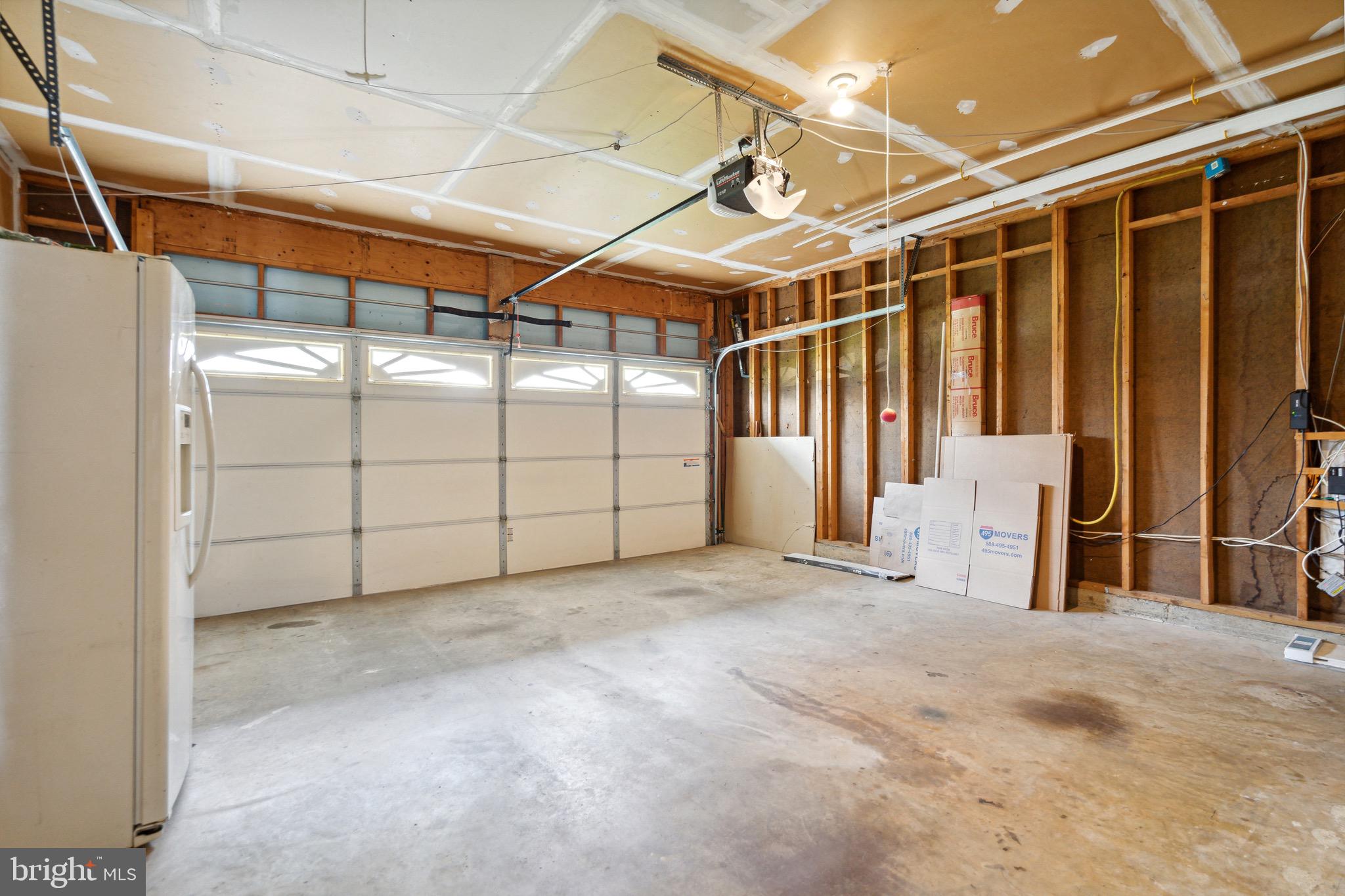 STRATFORD GLEN - Residential