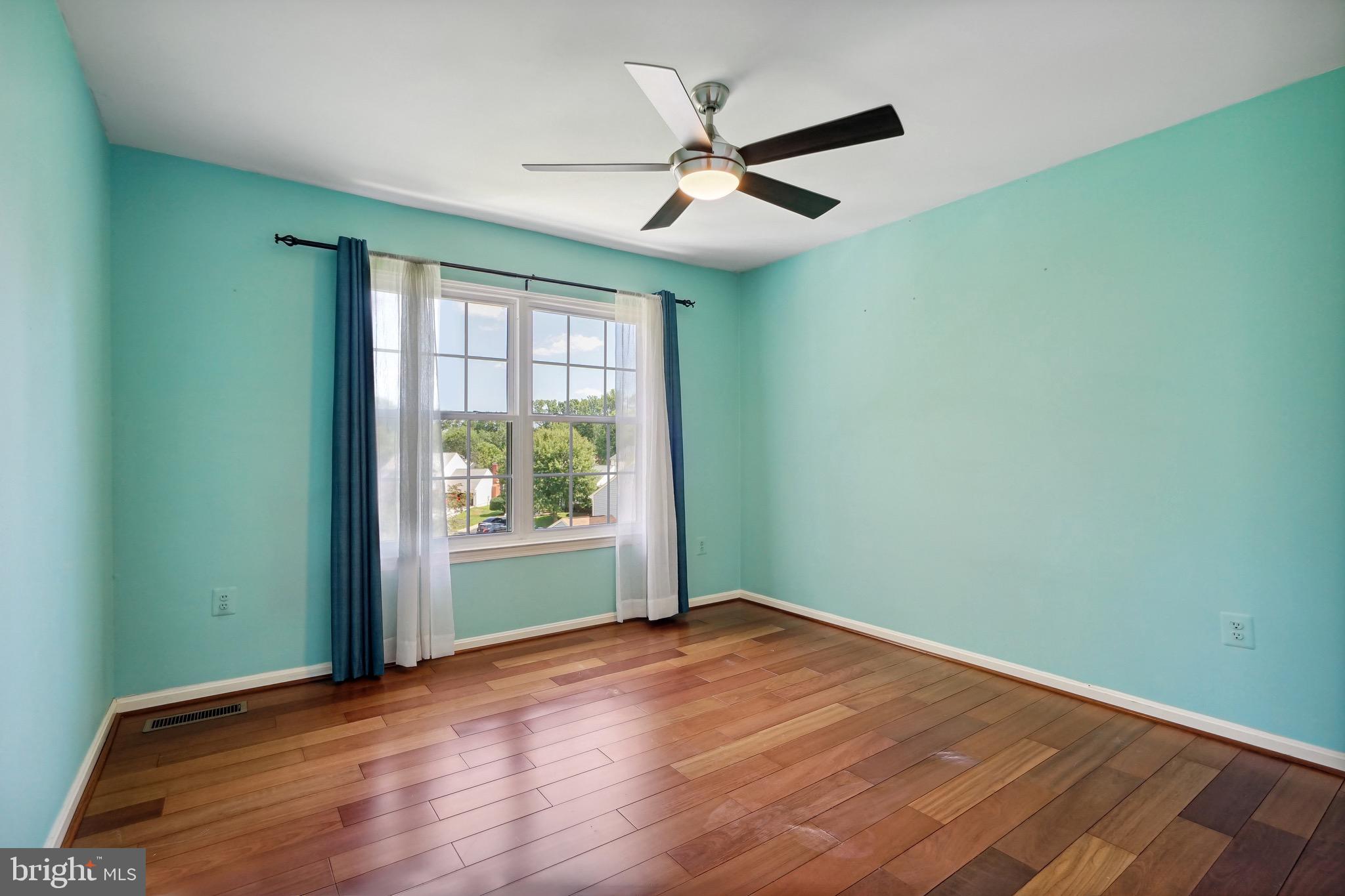 STRATFORD GLEN - Residential