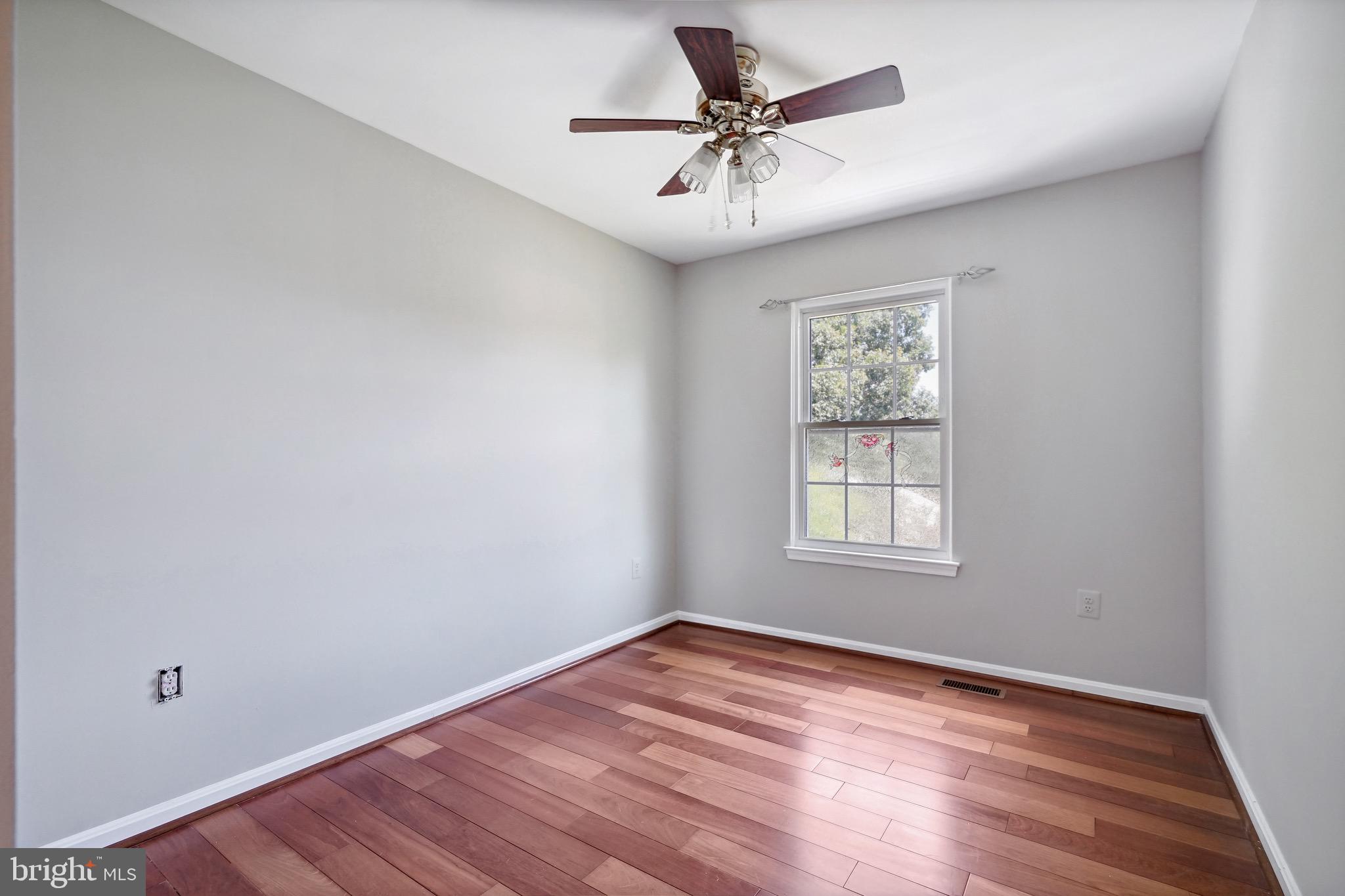 STRATFORD GLEN - Residential