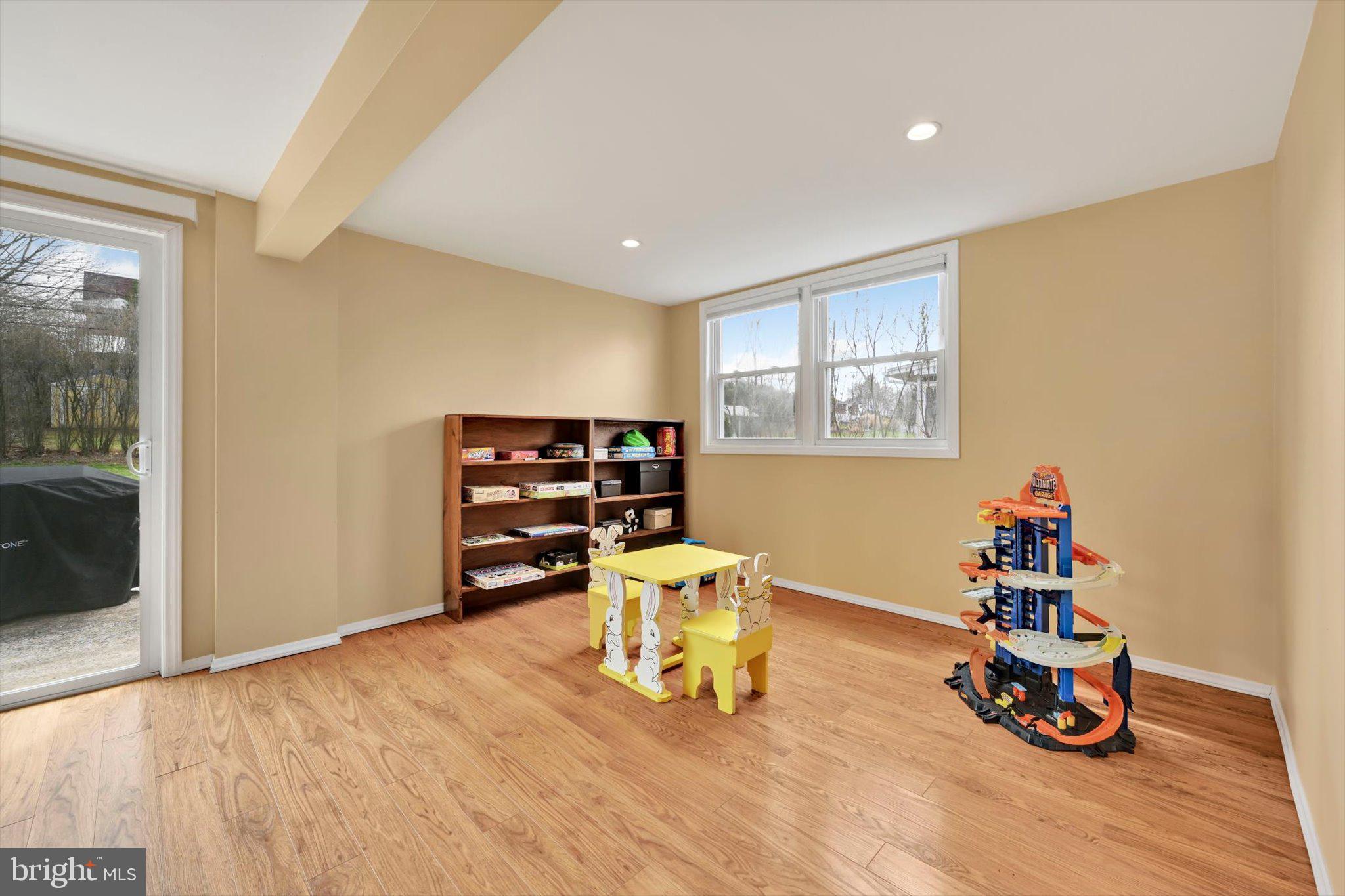 WILSHIRE - Residential