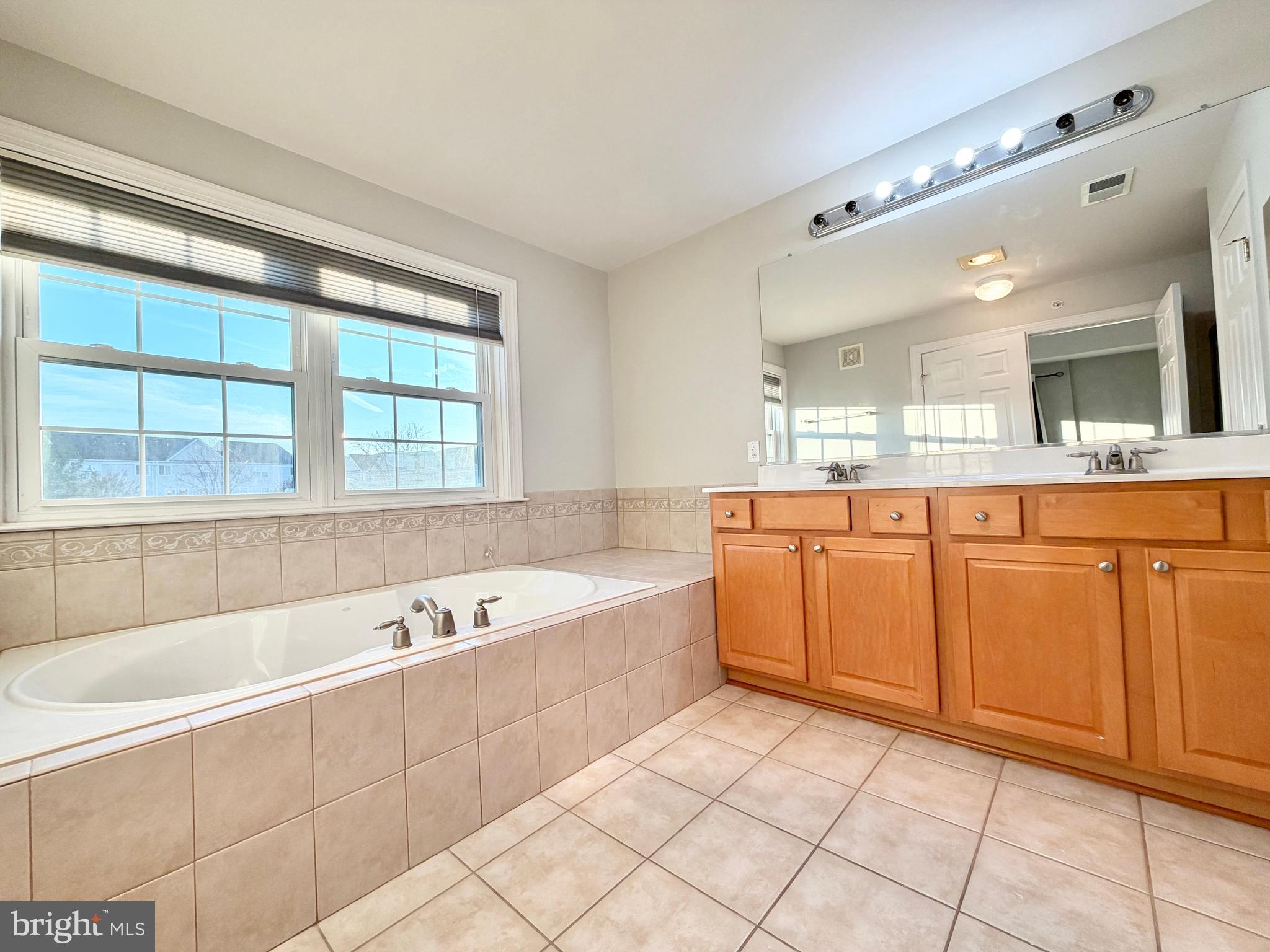 COPPERMINE CROSSING - Residential